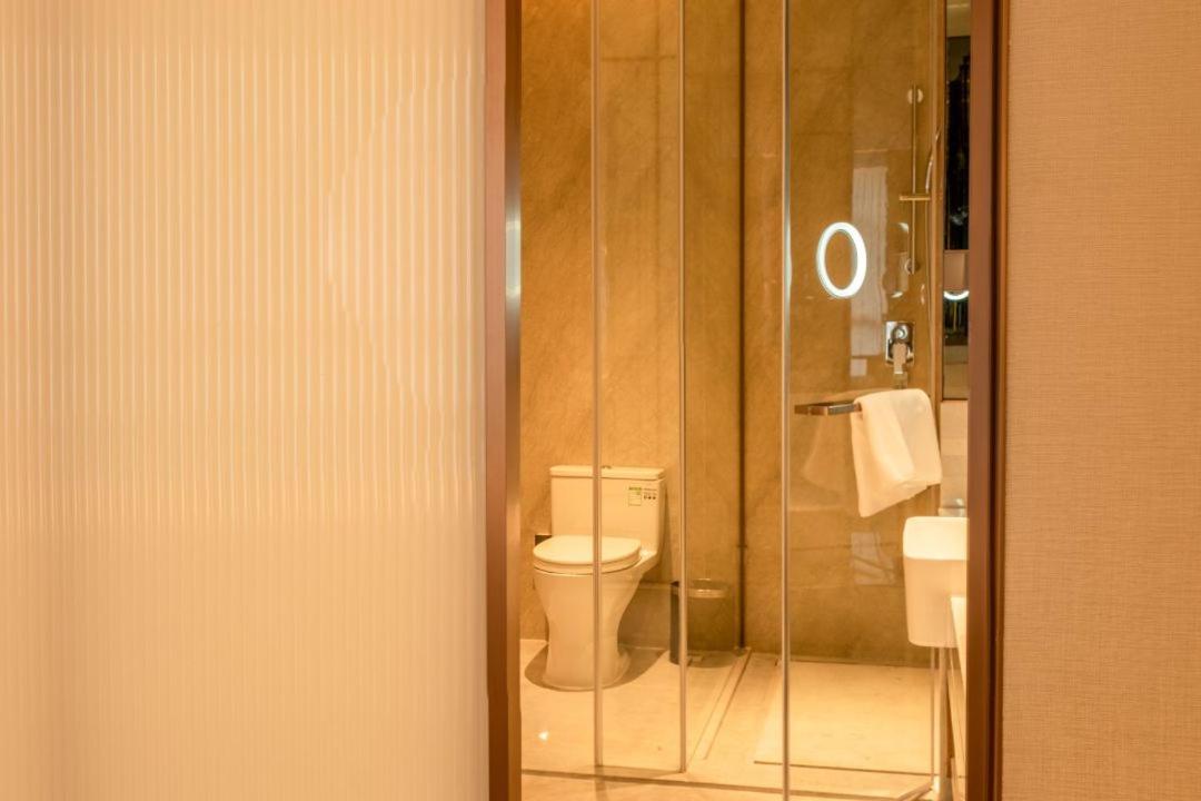 Deluxe Queen Room photo 2