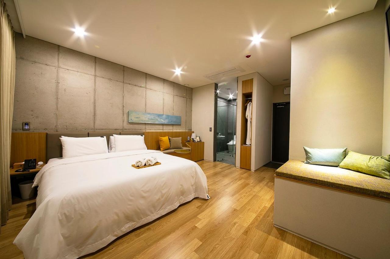 Deluxe Double Room - Photo 1