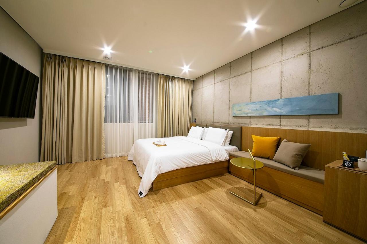 Deluxe Double Room - Photo 2