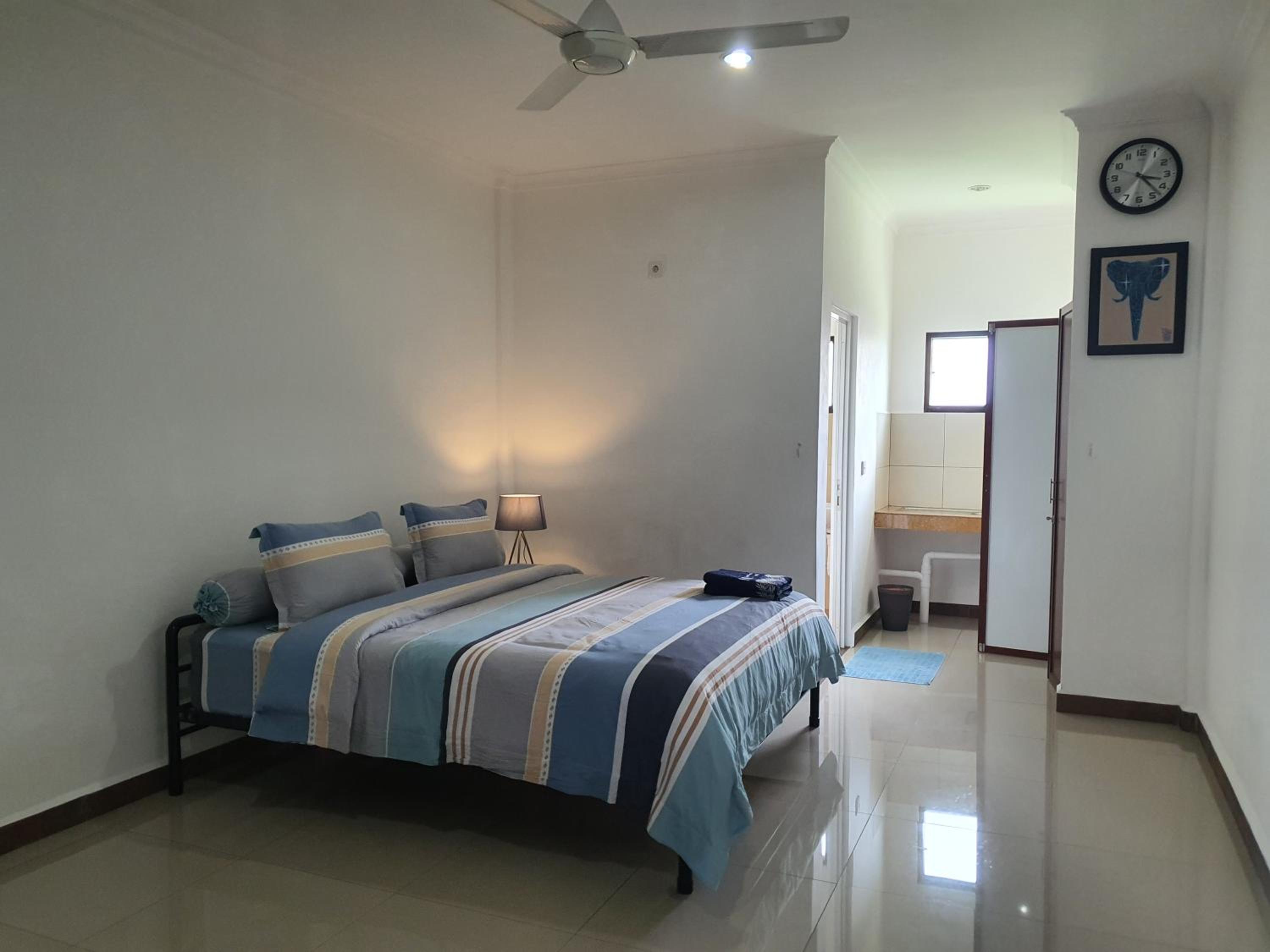 Budget Double Room photo 1