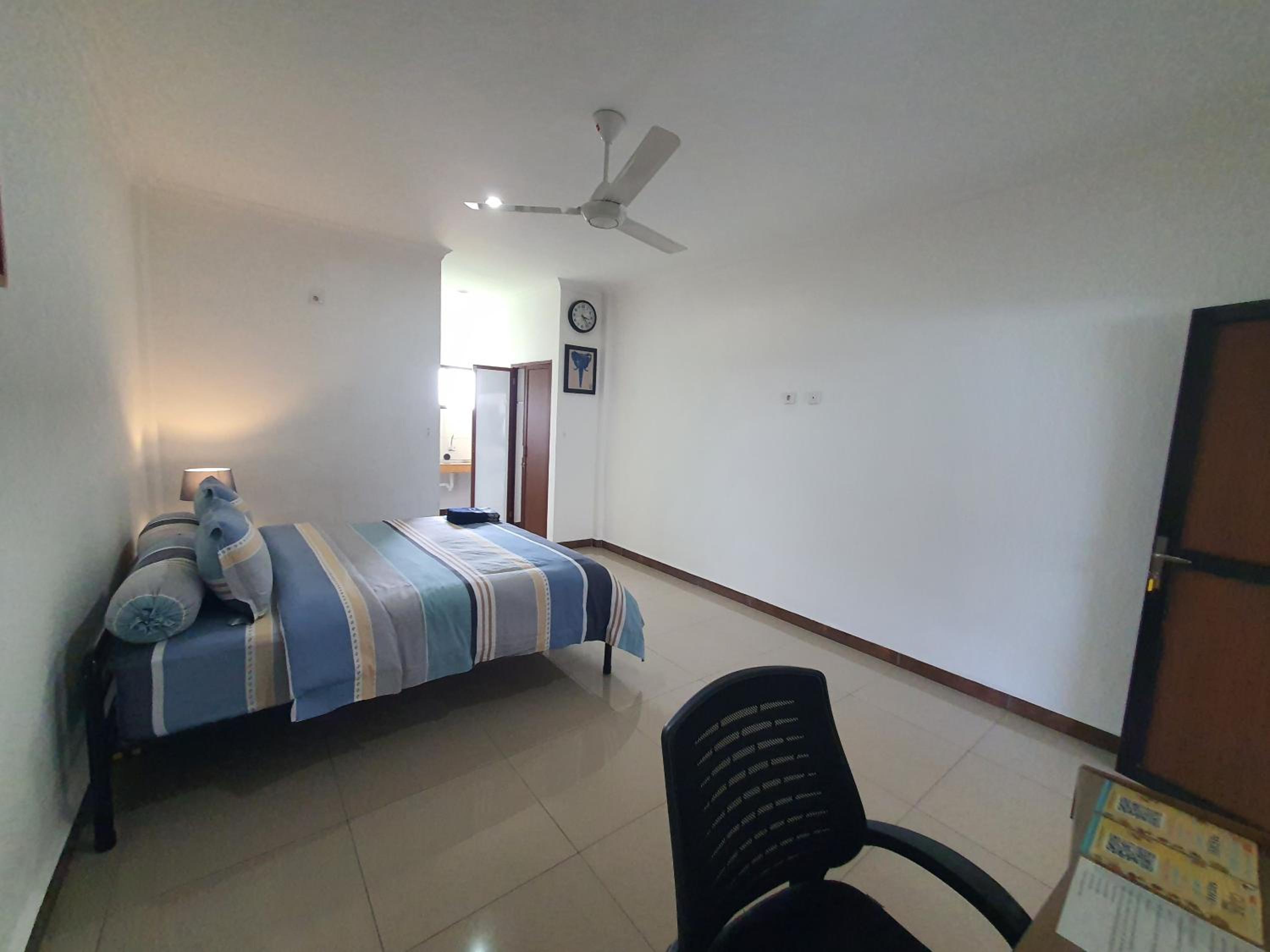 Budget Double Room photo 2