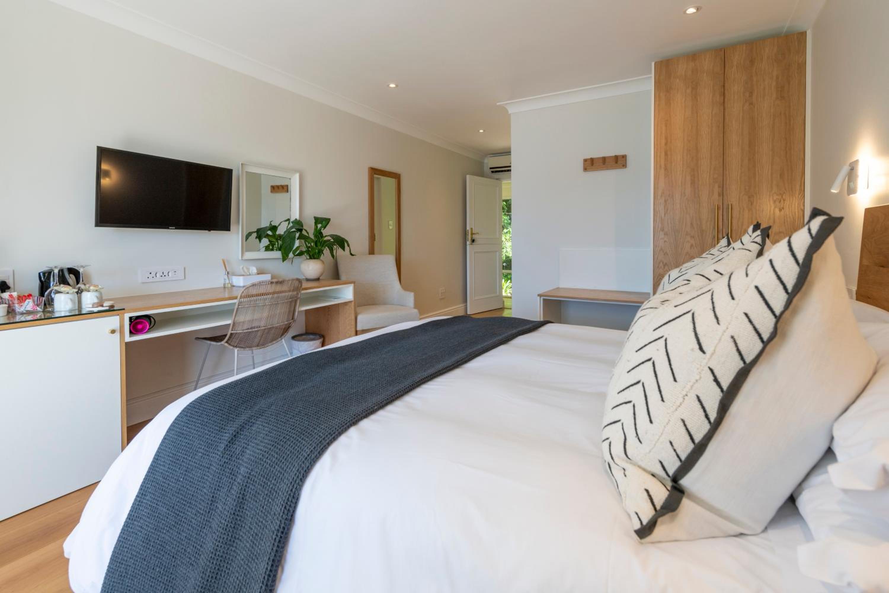  Double Room - Photo 26
