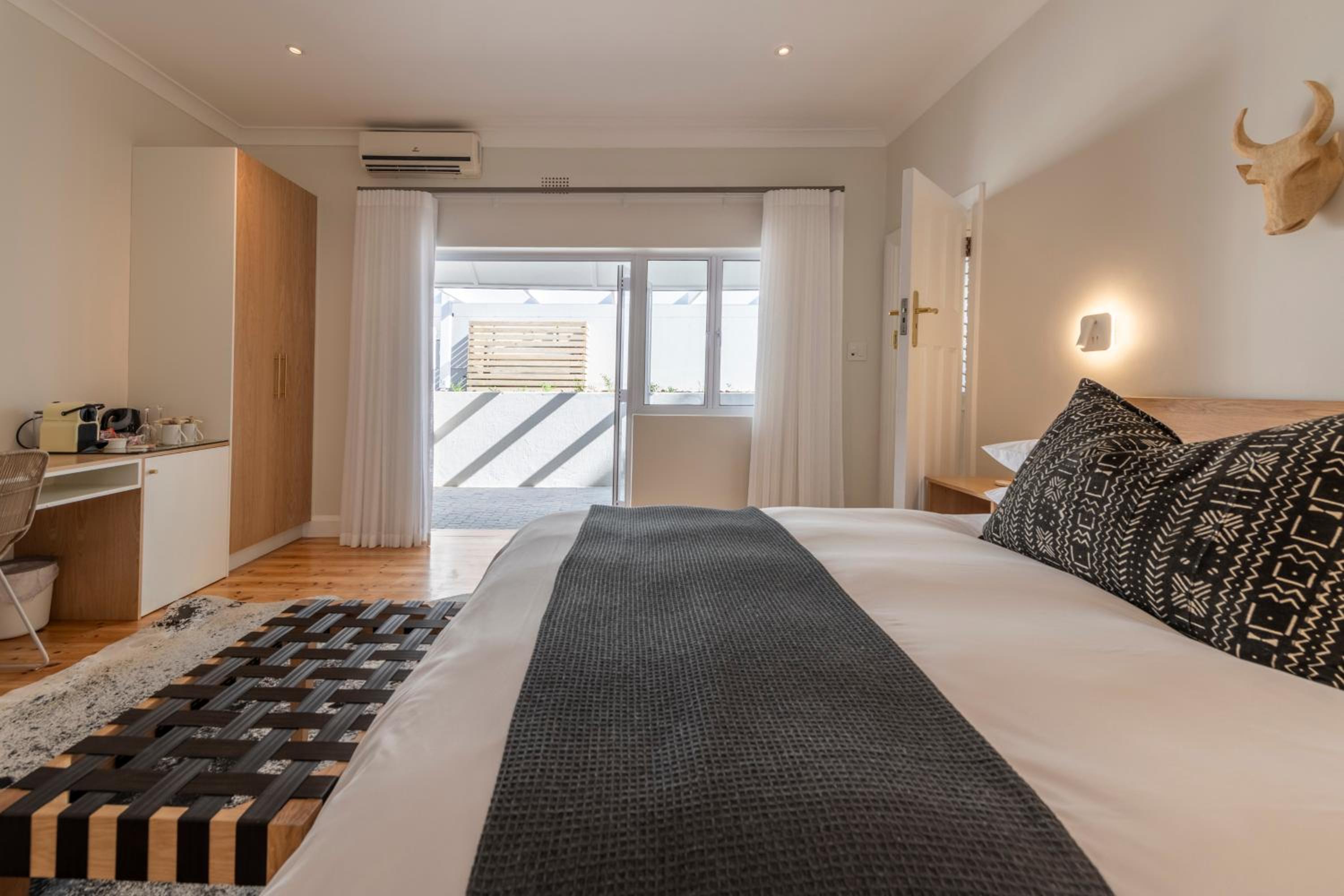  Double Room - Photo 9