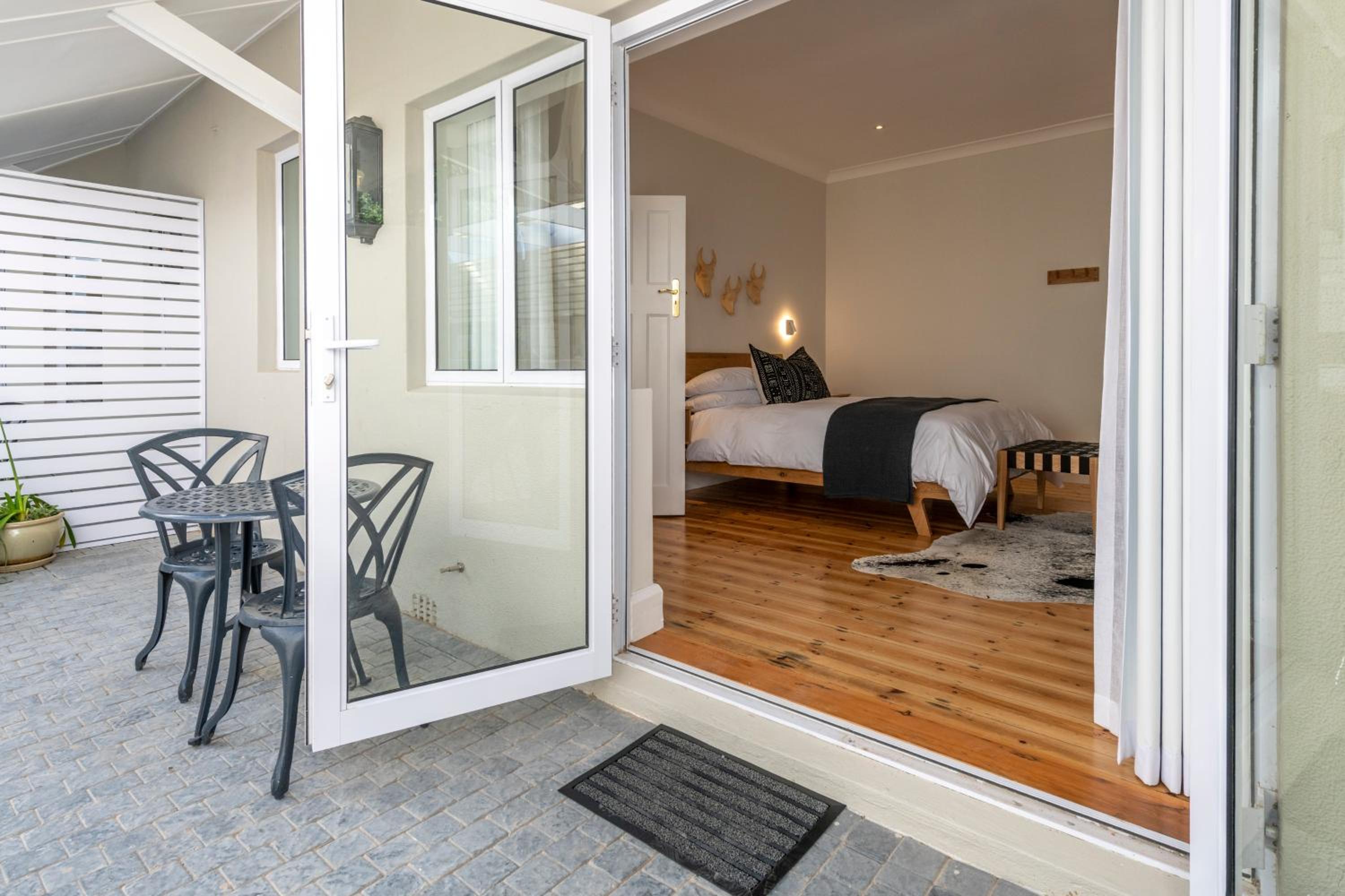  Double Room - Photo 8