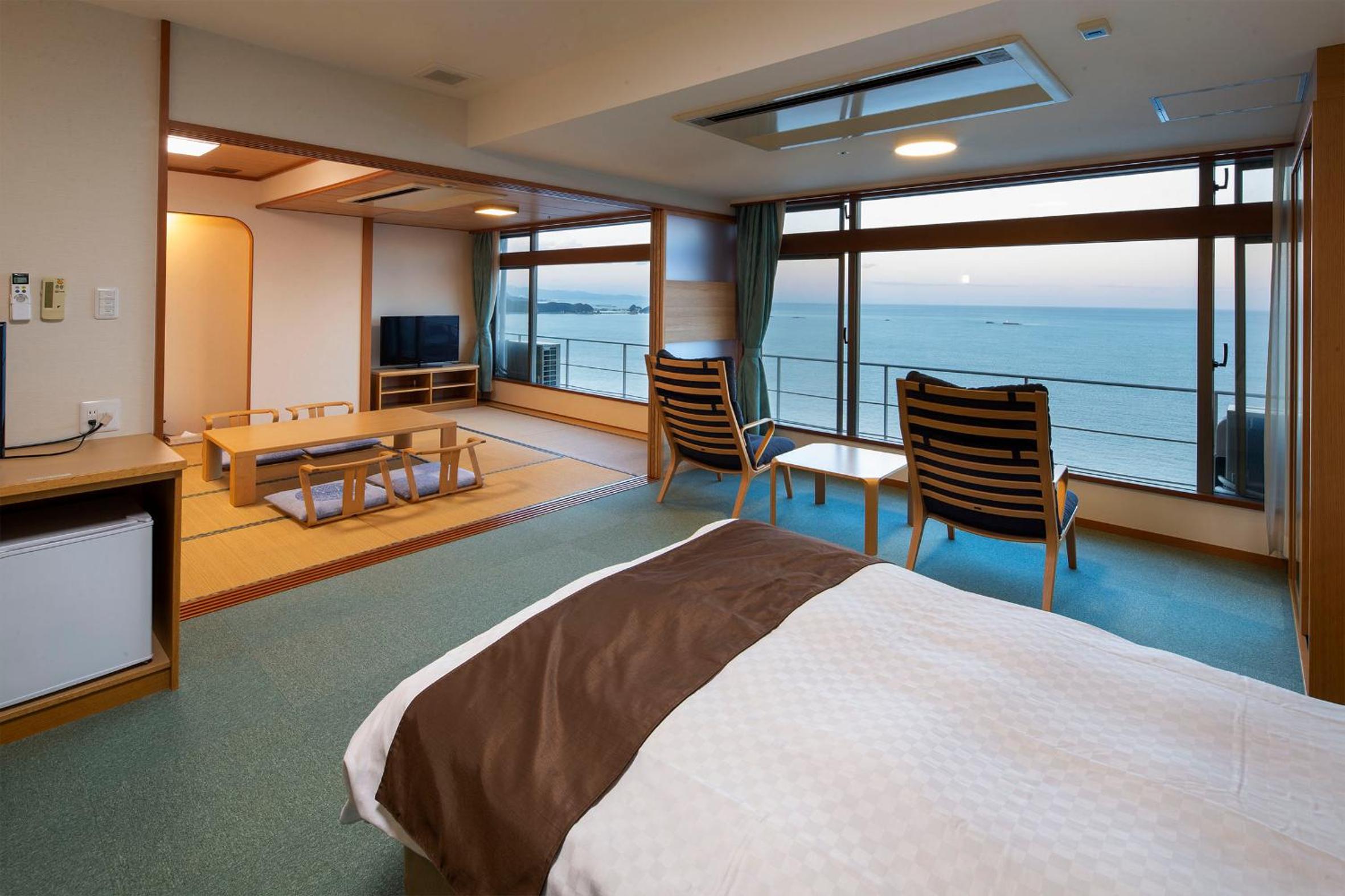 Family room with Tatami Area - Sanjokan  photo 3