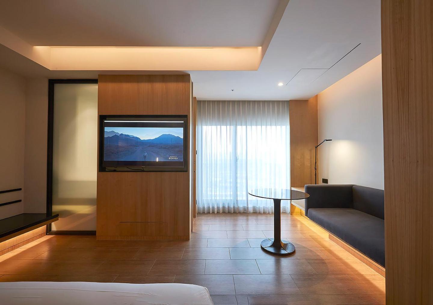 King Room with City View
