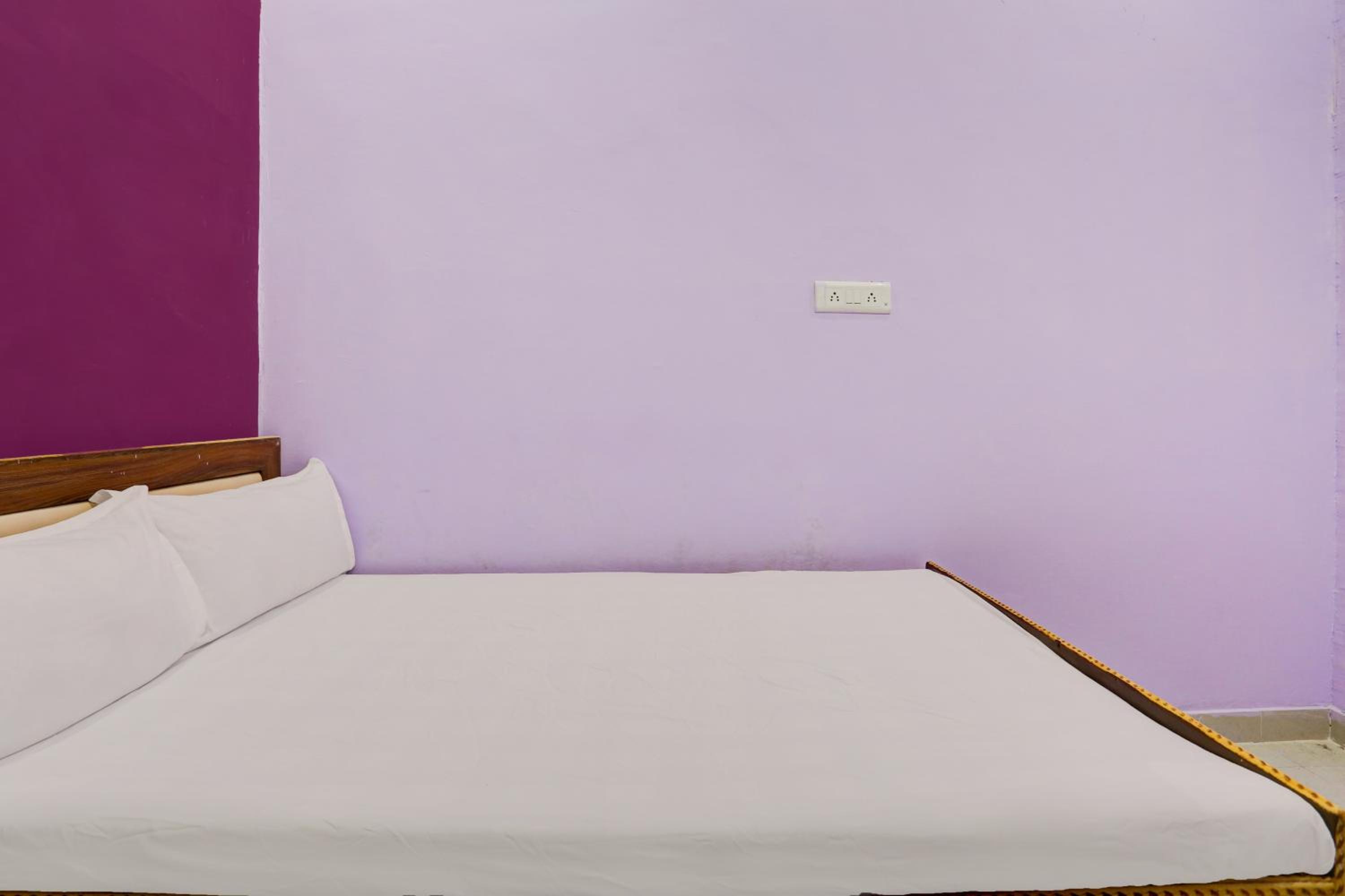 Classic Triple Room photo 2