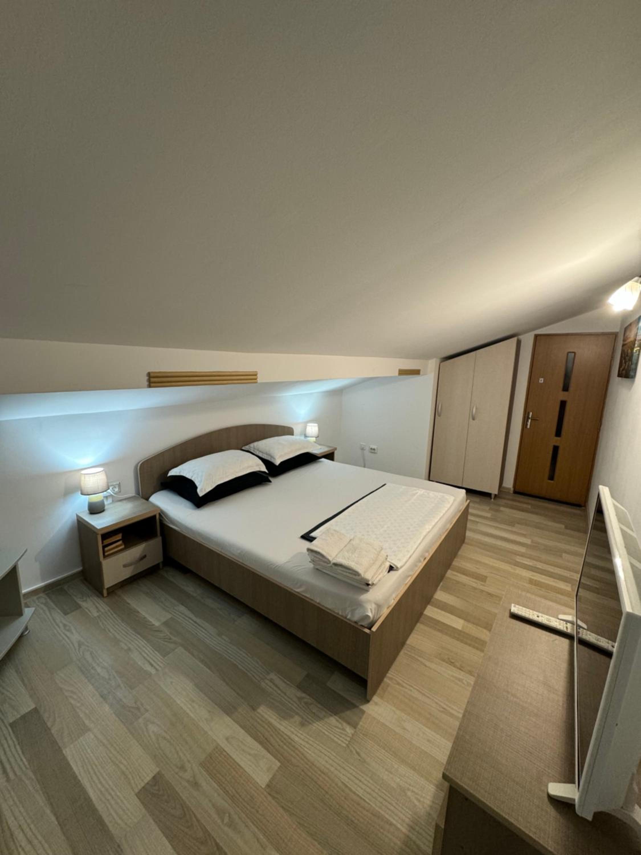 Two-Bedroom Apartment - Photo 11