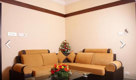 Suite Room with Bath Tub - Photo 4