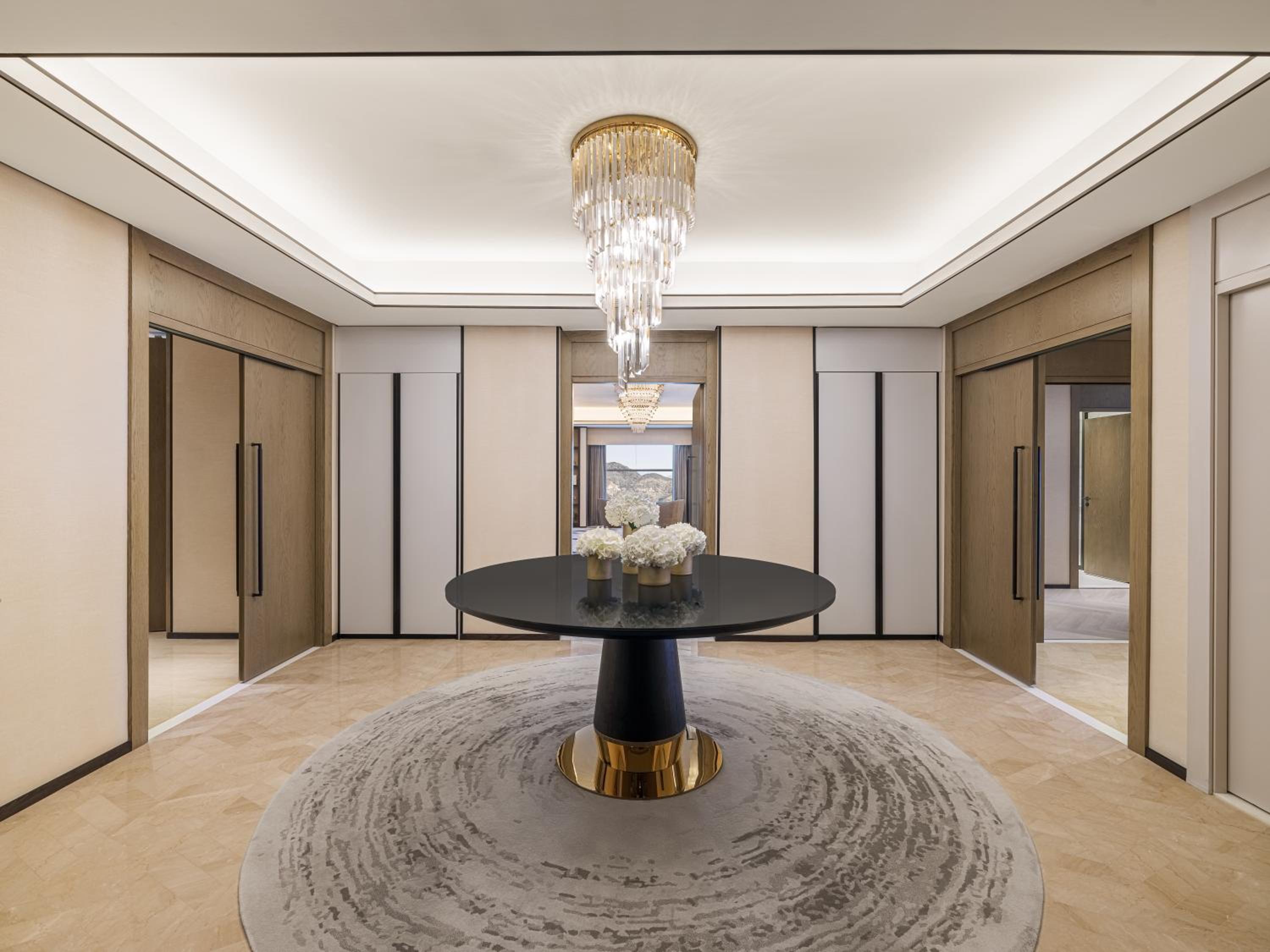 Three-Bedroom Presidential Suite Kaaba View