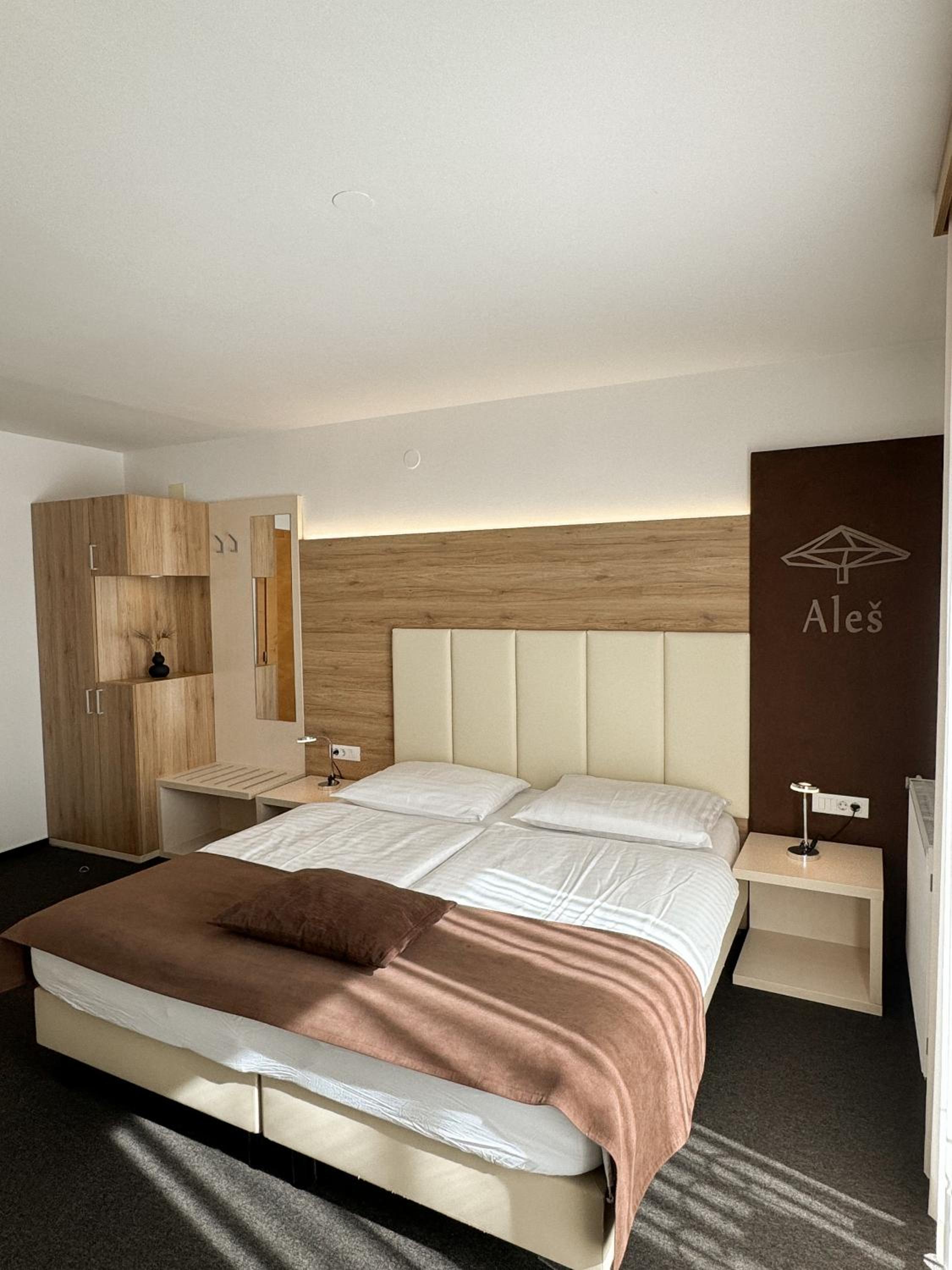 Double or Twin Room - Photo 1