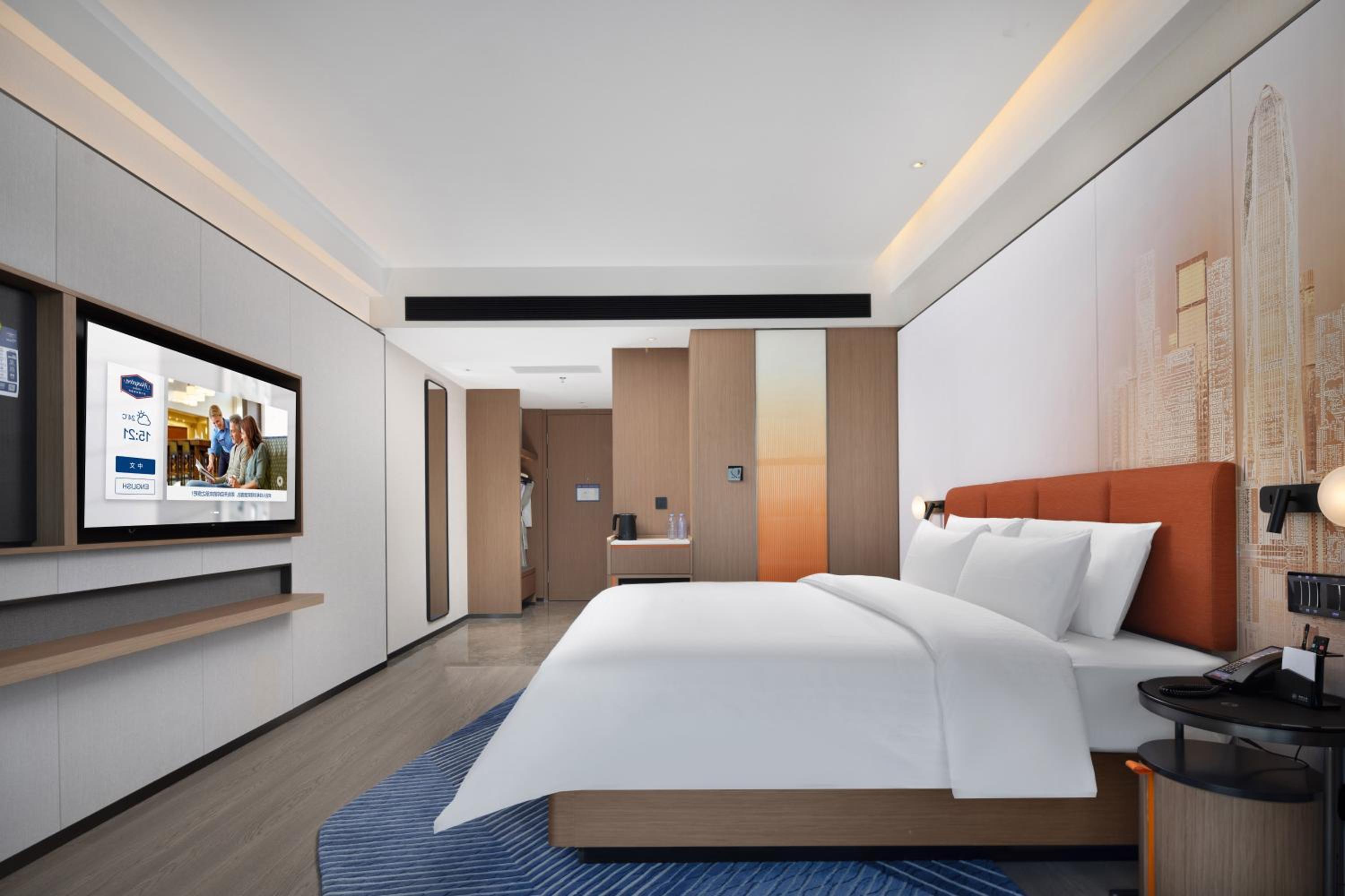 Comfort King Room photo 2