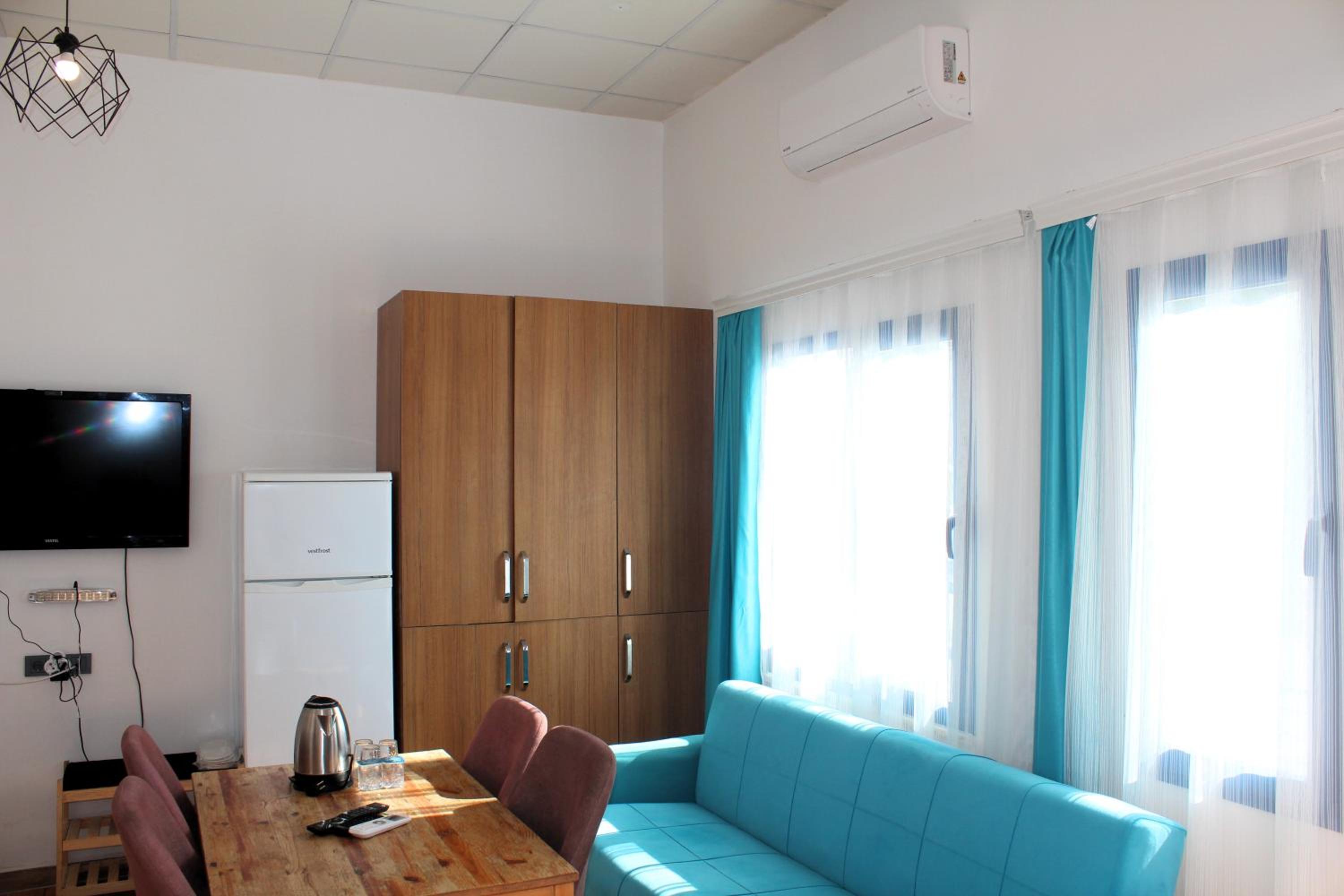 Budget Triple Room photo 3