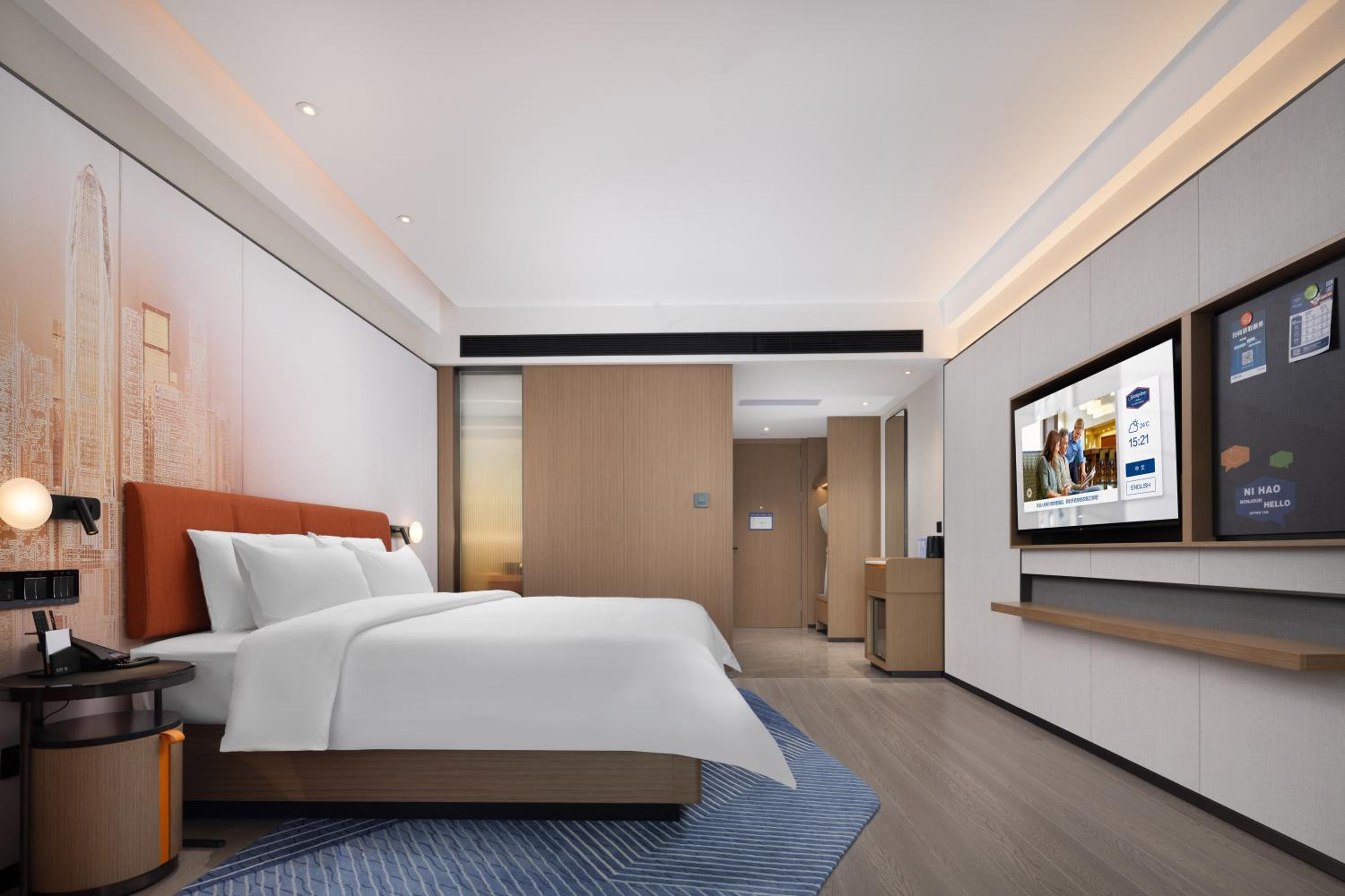 King Superior Deluxe Room photo 2