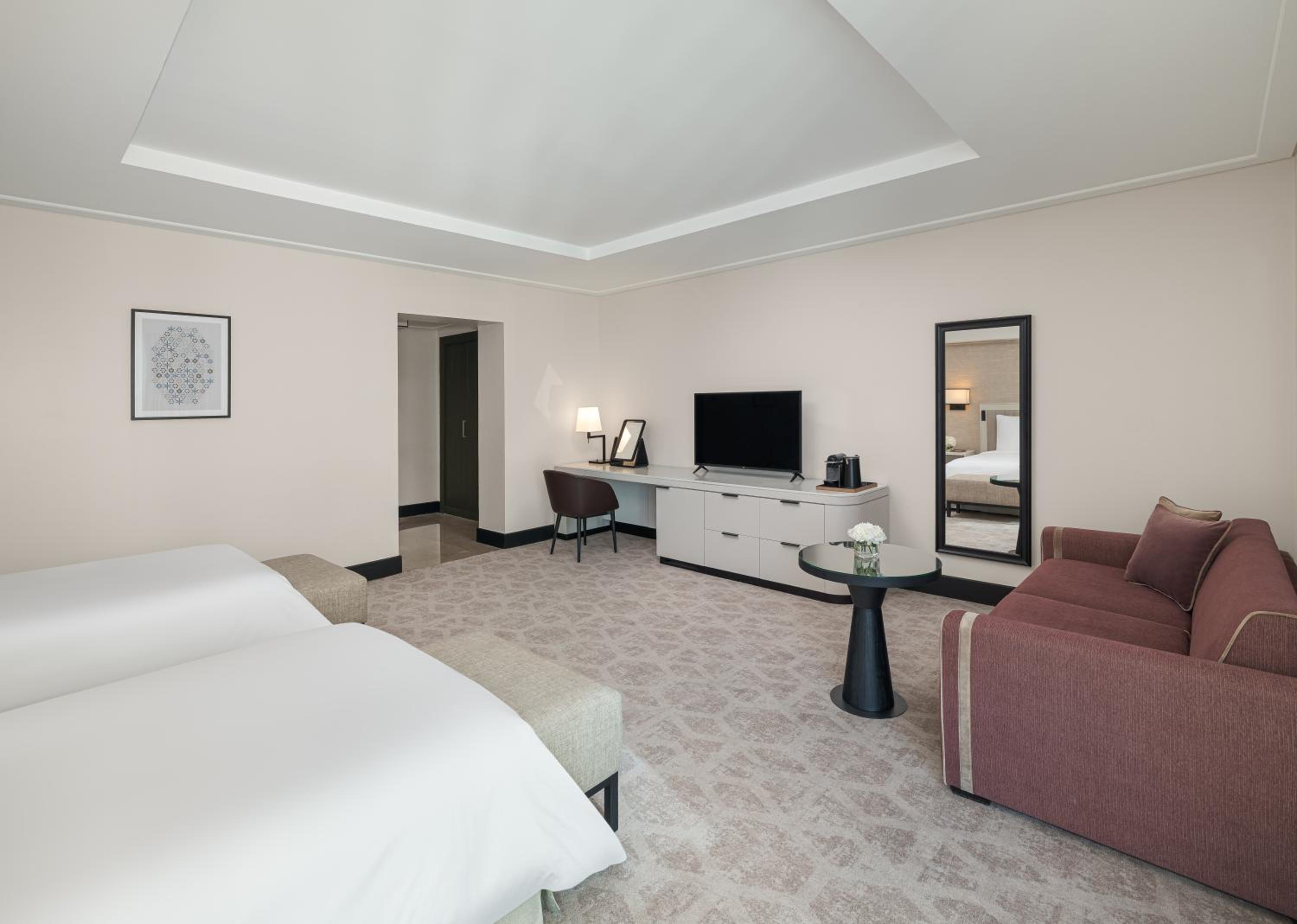 Premier Club Twin Partial Kaaba View with Lounge Access - Photo 2