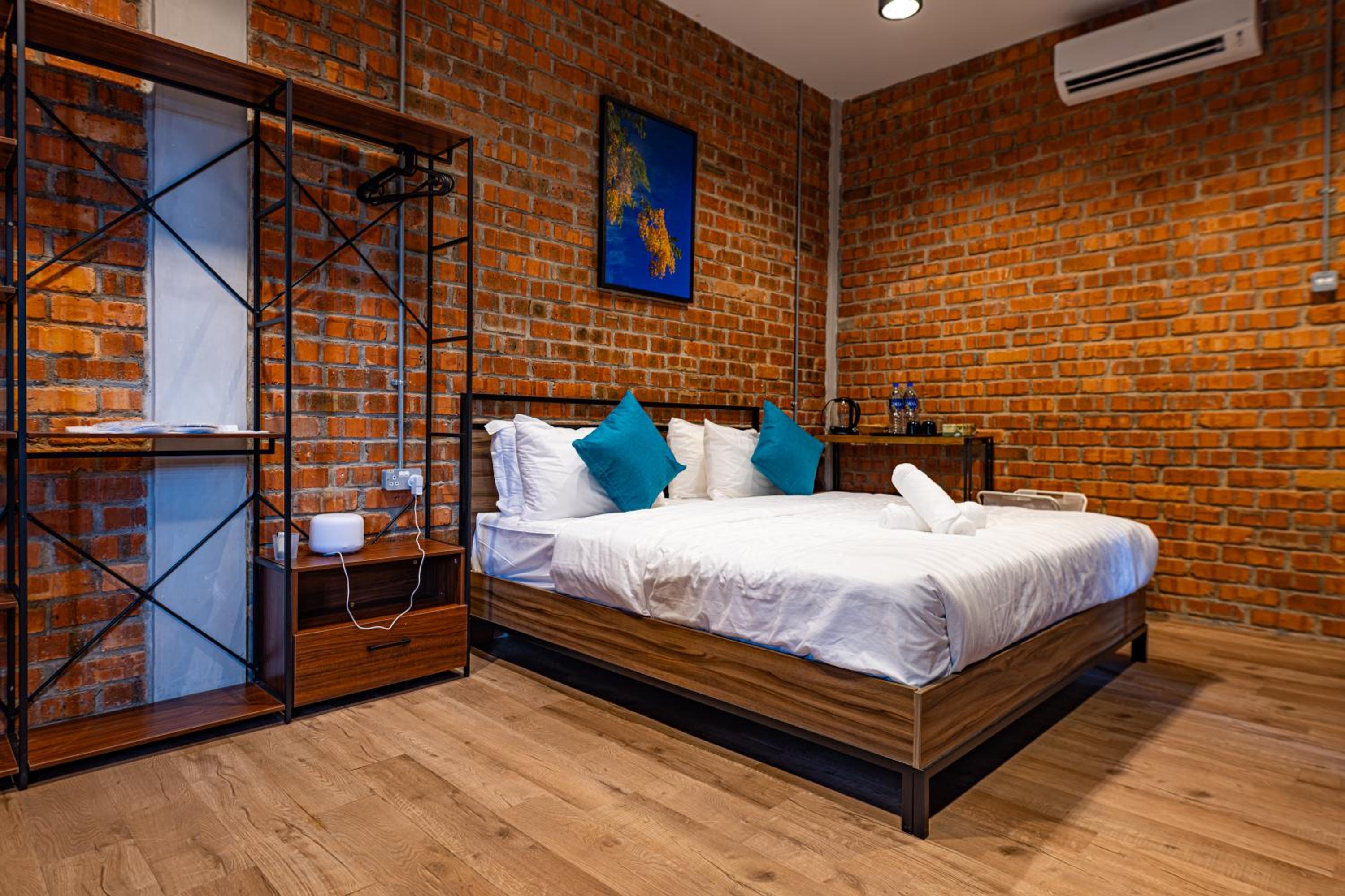 Superior King Room - Photo 1