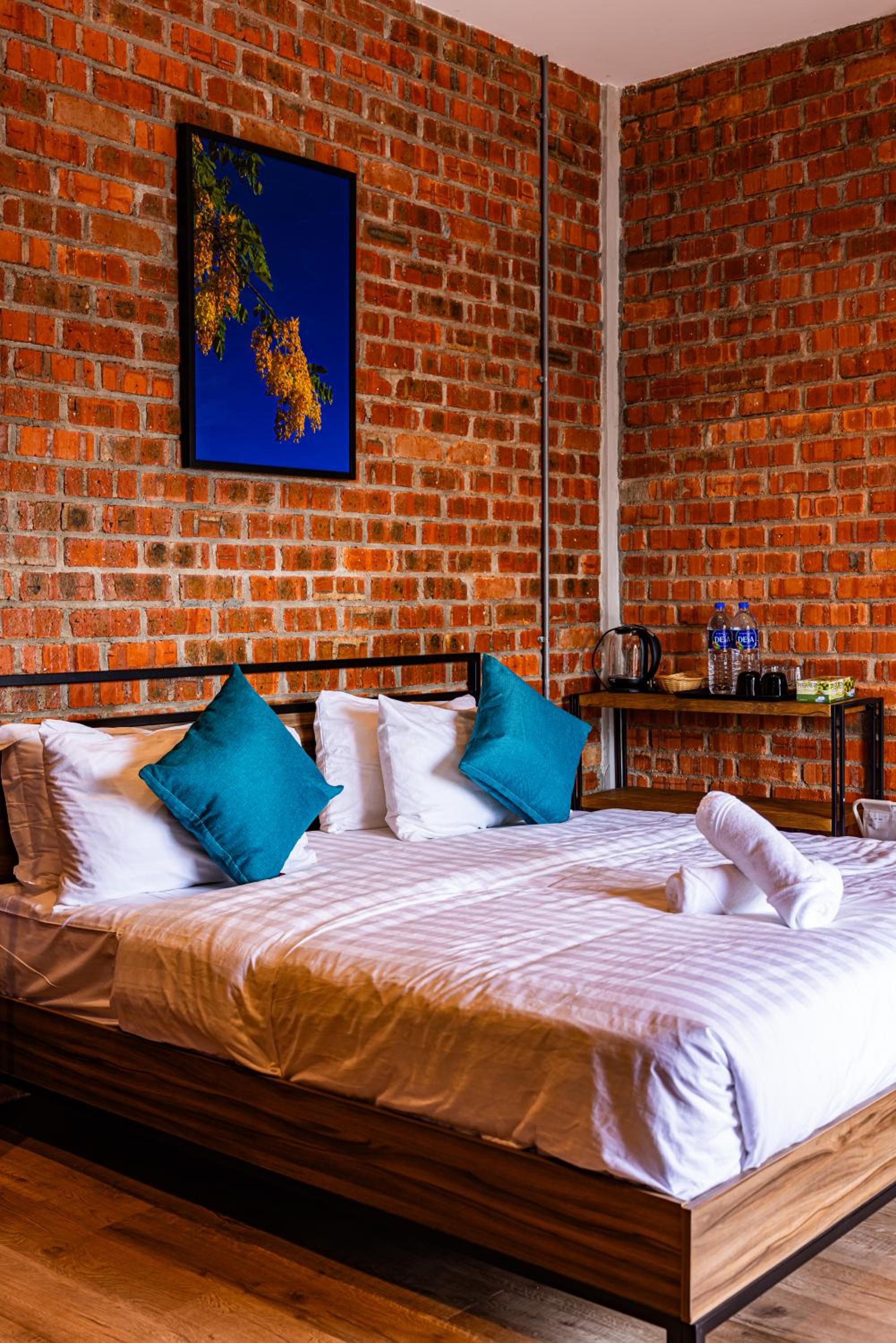 Superior King Room - Photo 5