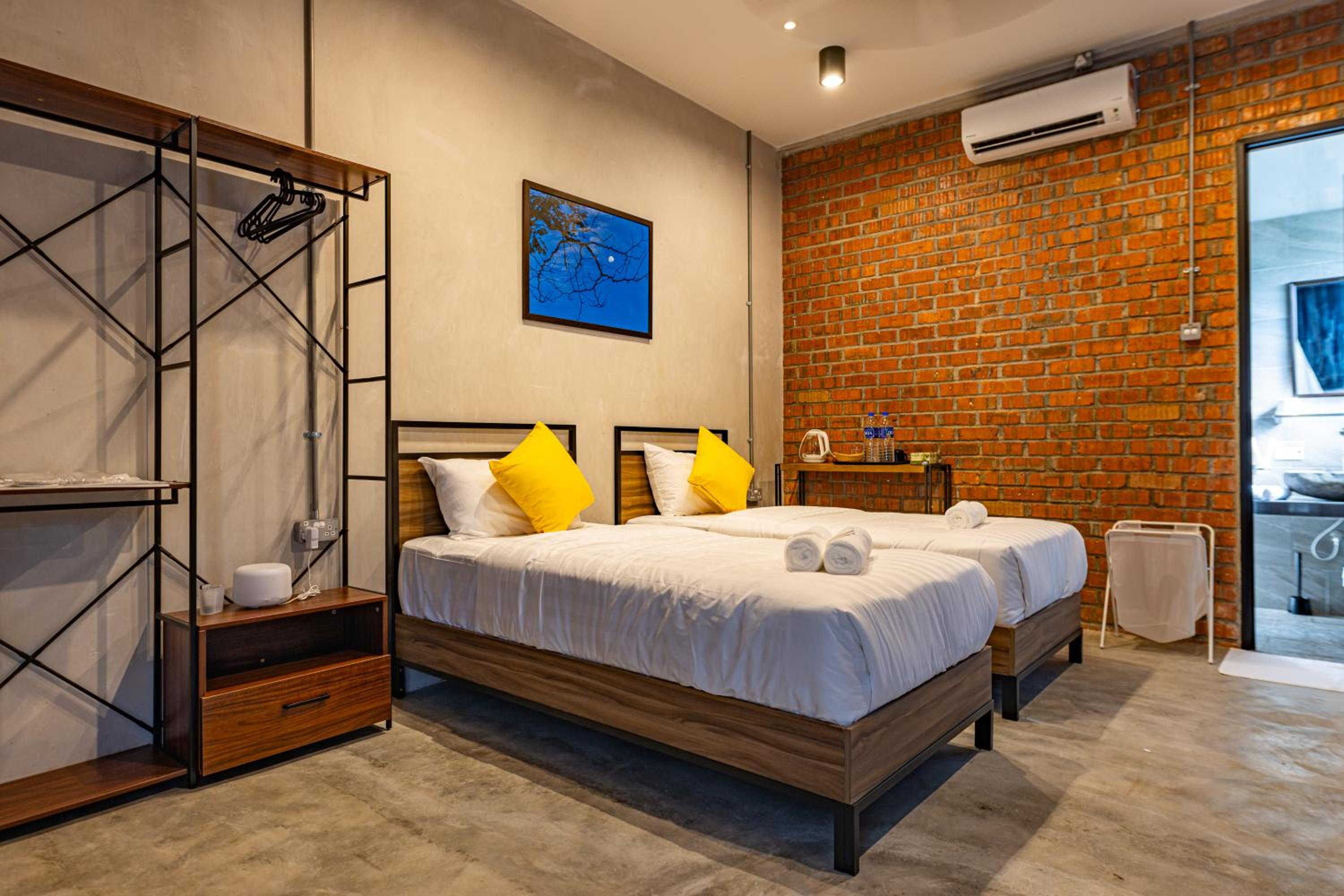 Superior Twin Room - Photo 7