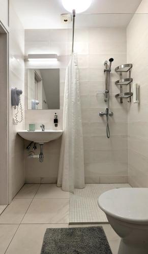 Double Room with Extra Bed photo 1