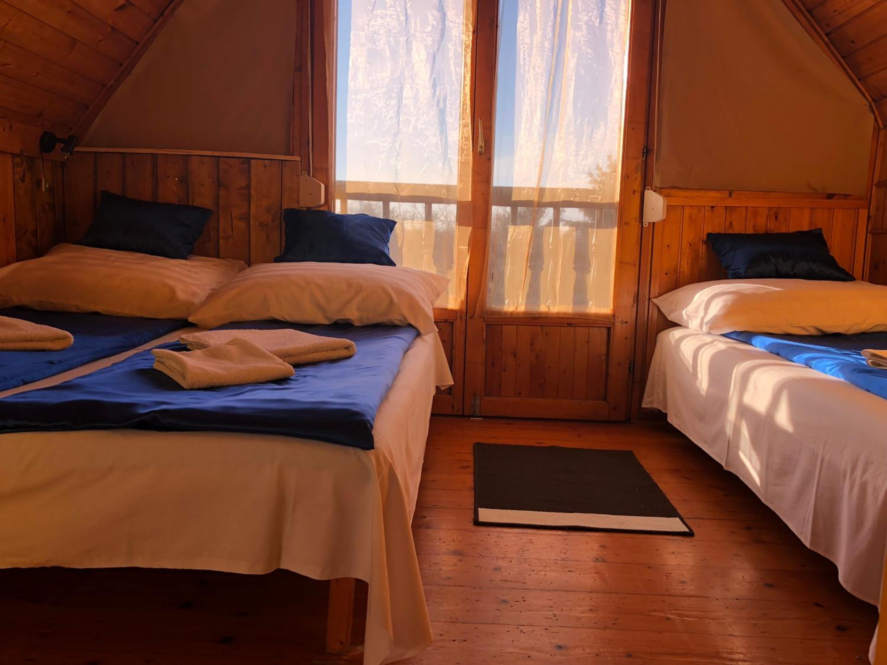 Triple Room with City View - Photo 4
