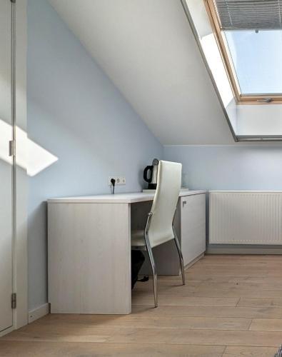 Standard Single Room with Shower photo 2