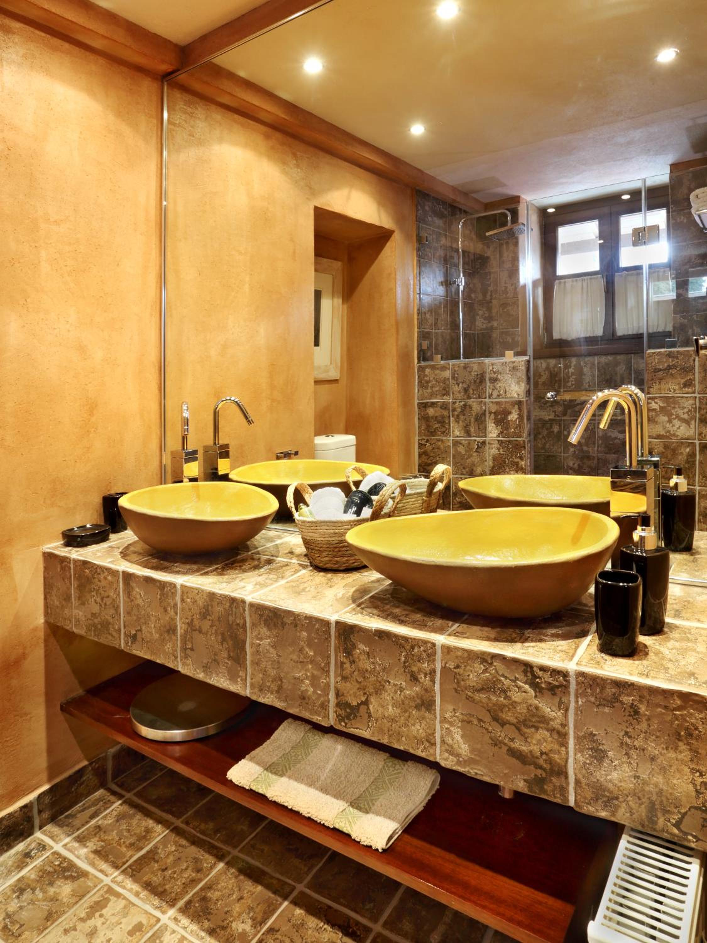 Superior Quadruple Room photo 3