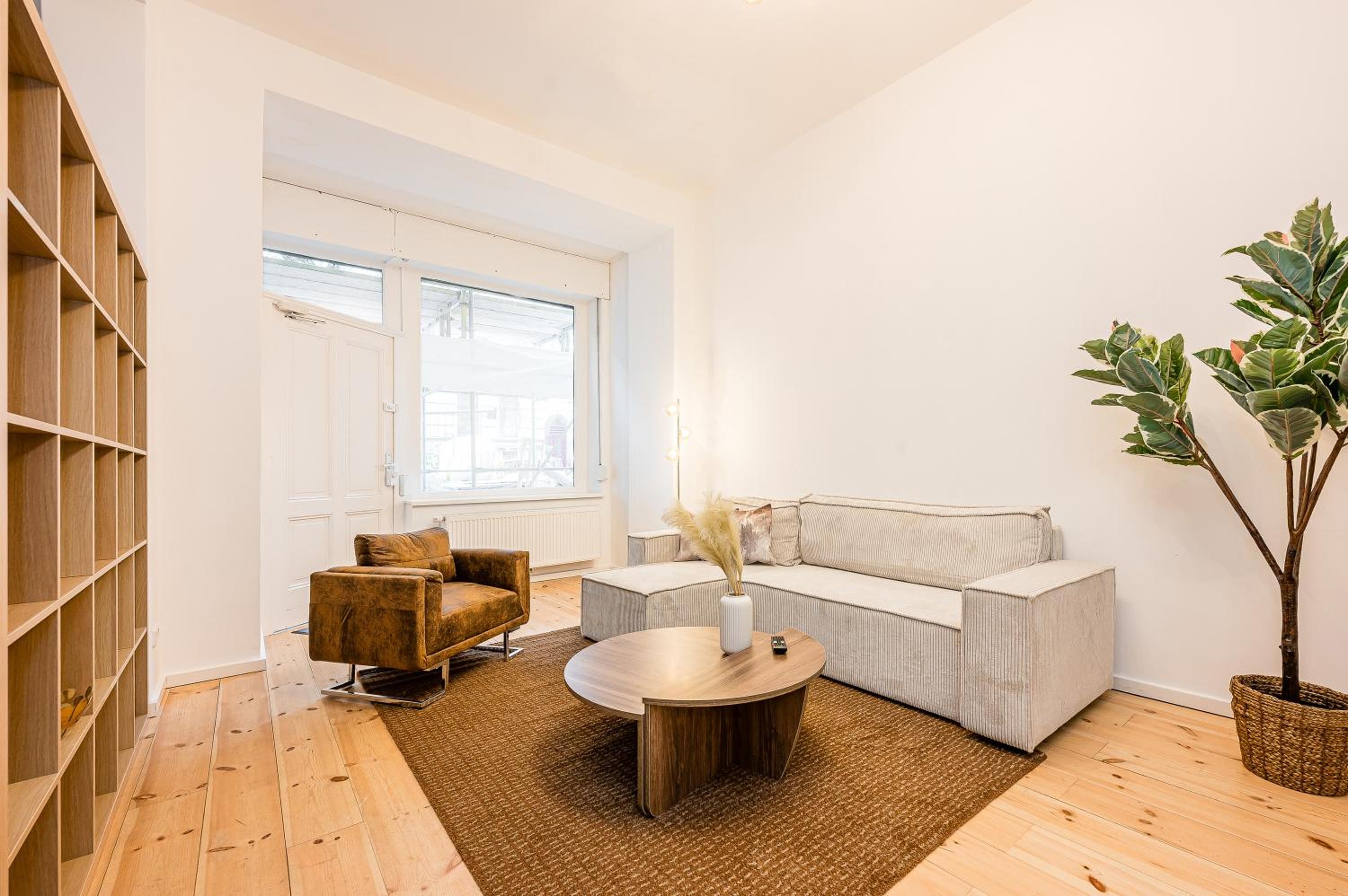 Superior One-Bedroom Apartment photo 2