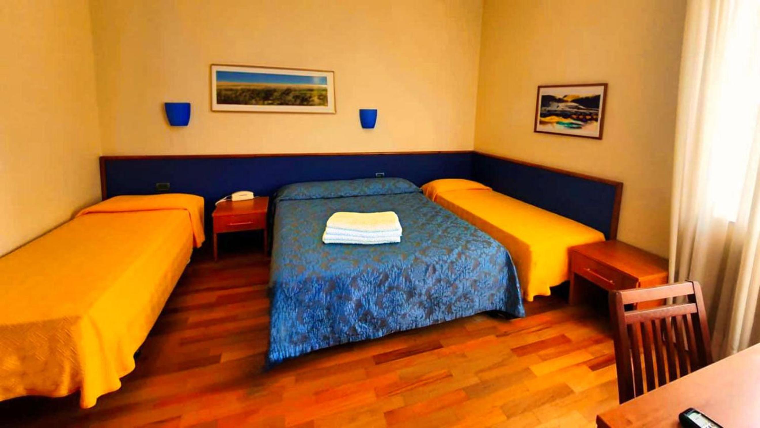 Comfort Triple Room With Shower photo 3