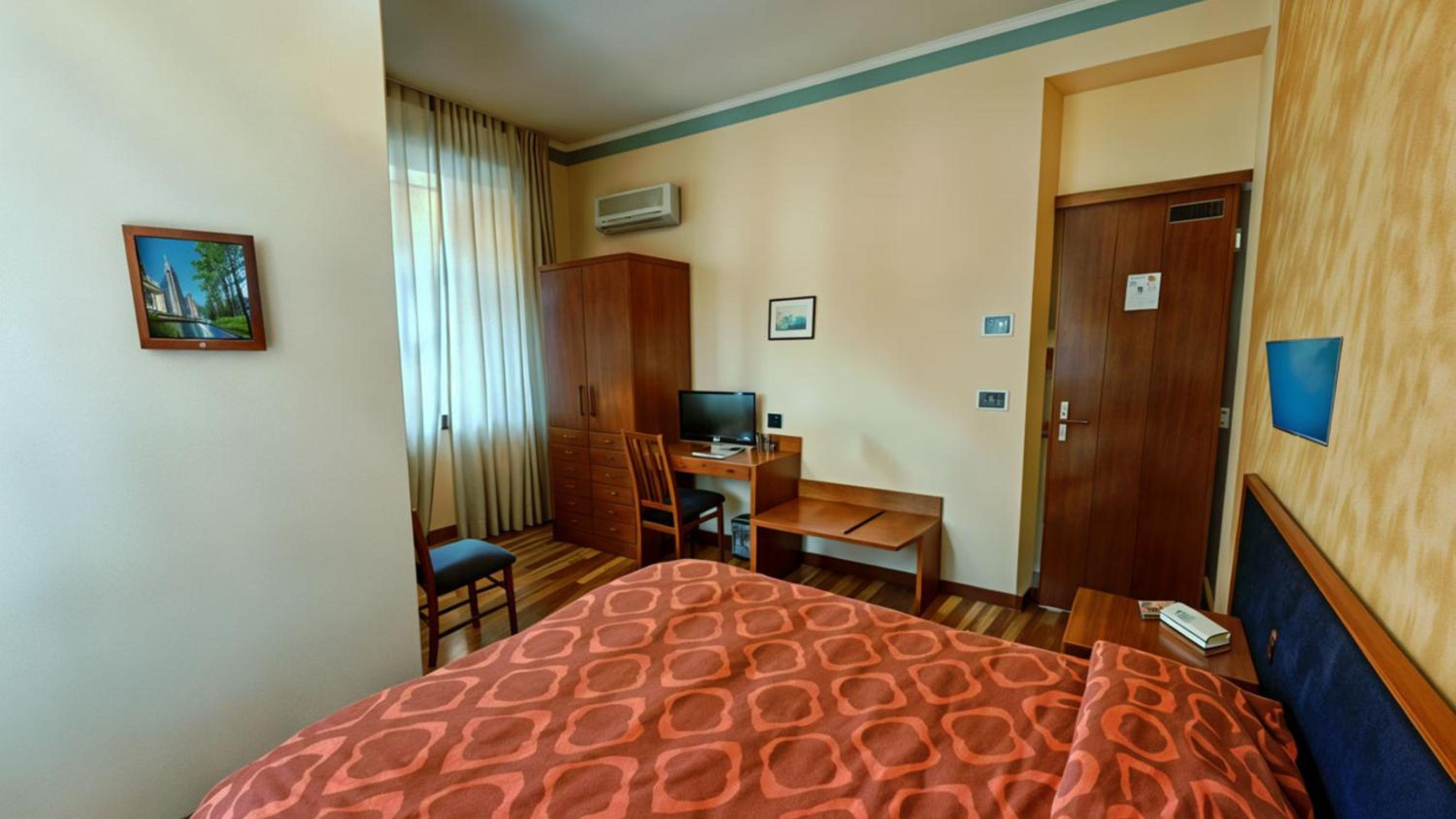 Twin Room photo 1