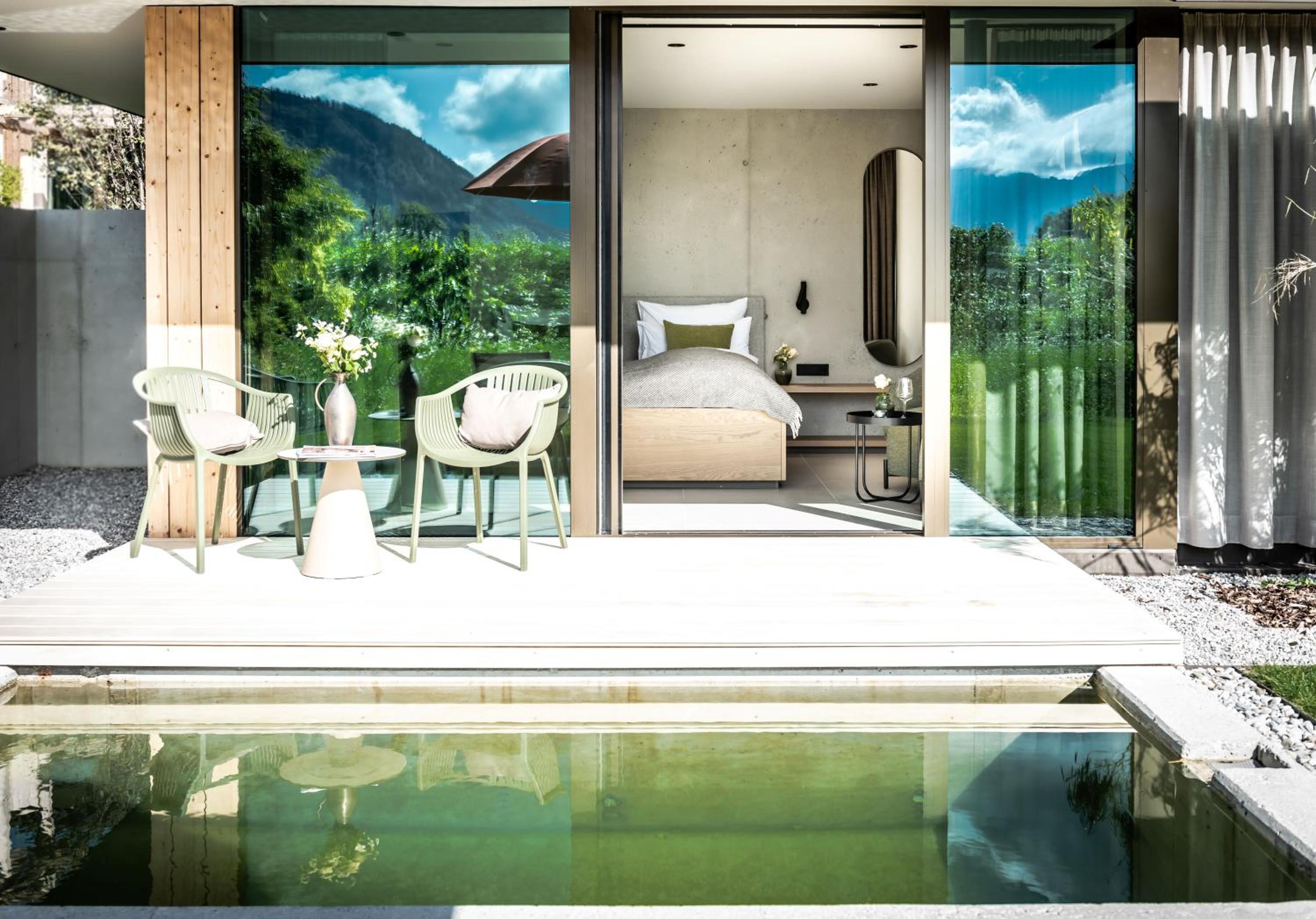 Suite with Private Pool photo 3