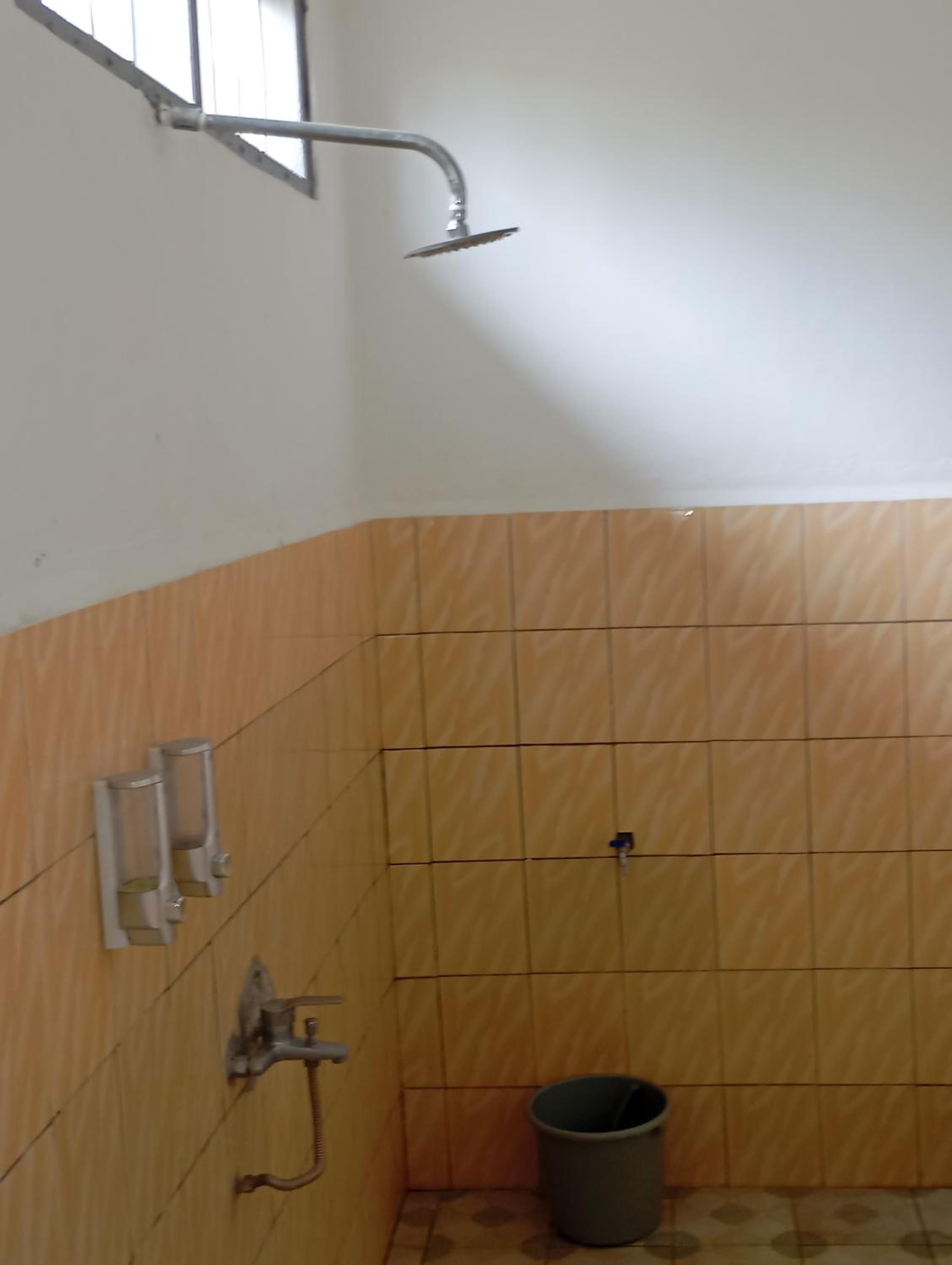 Double Room - Photo 6