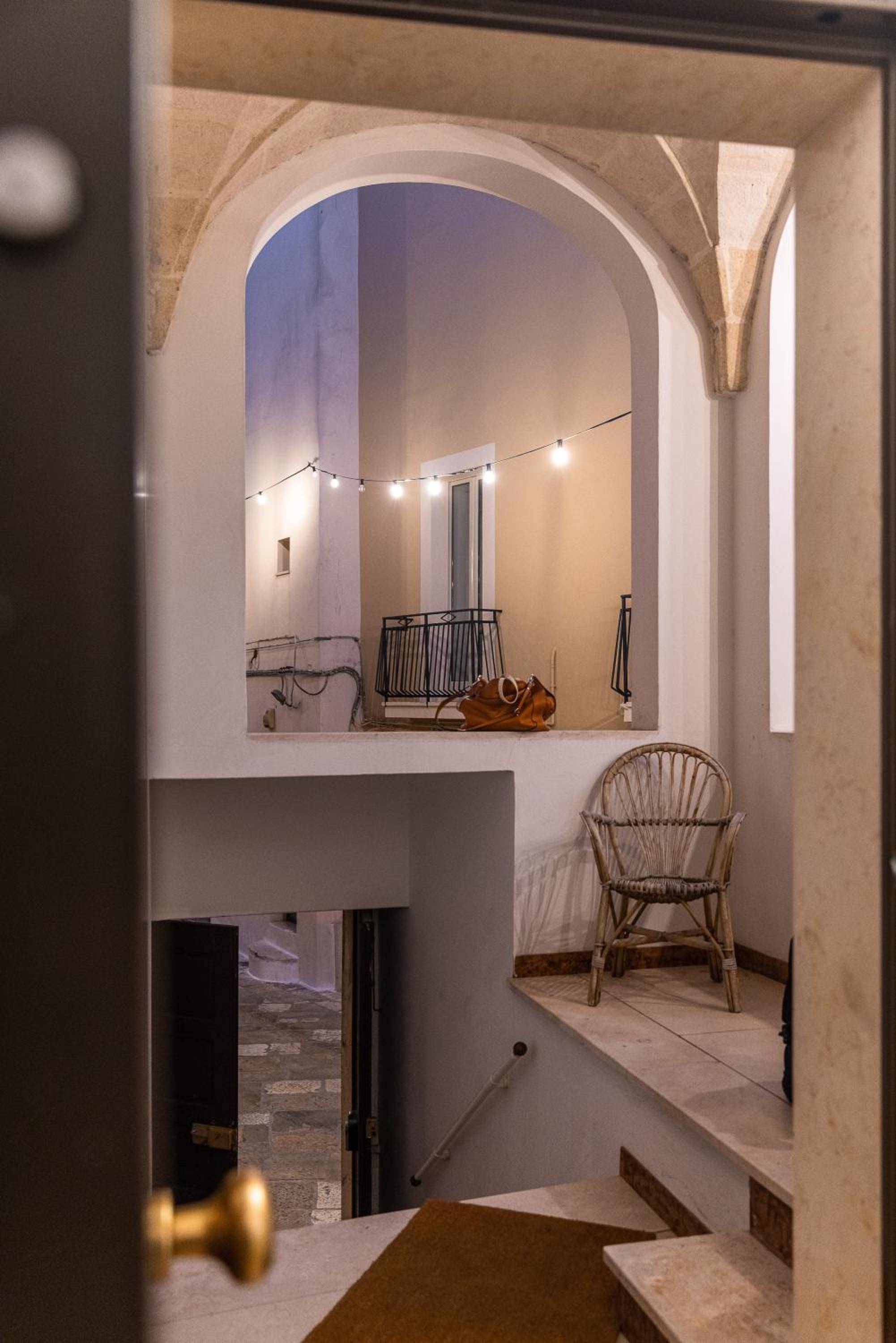 Apartment with Balcony photo 2