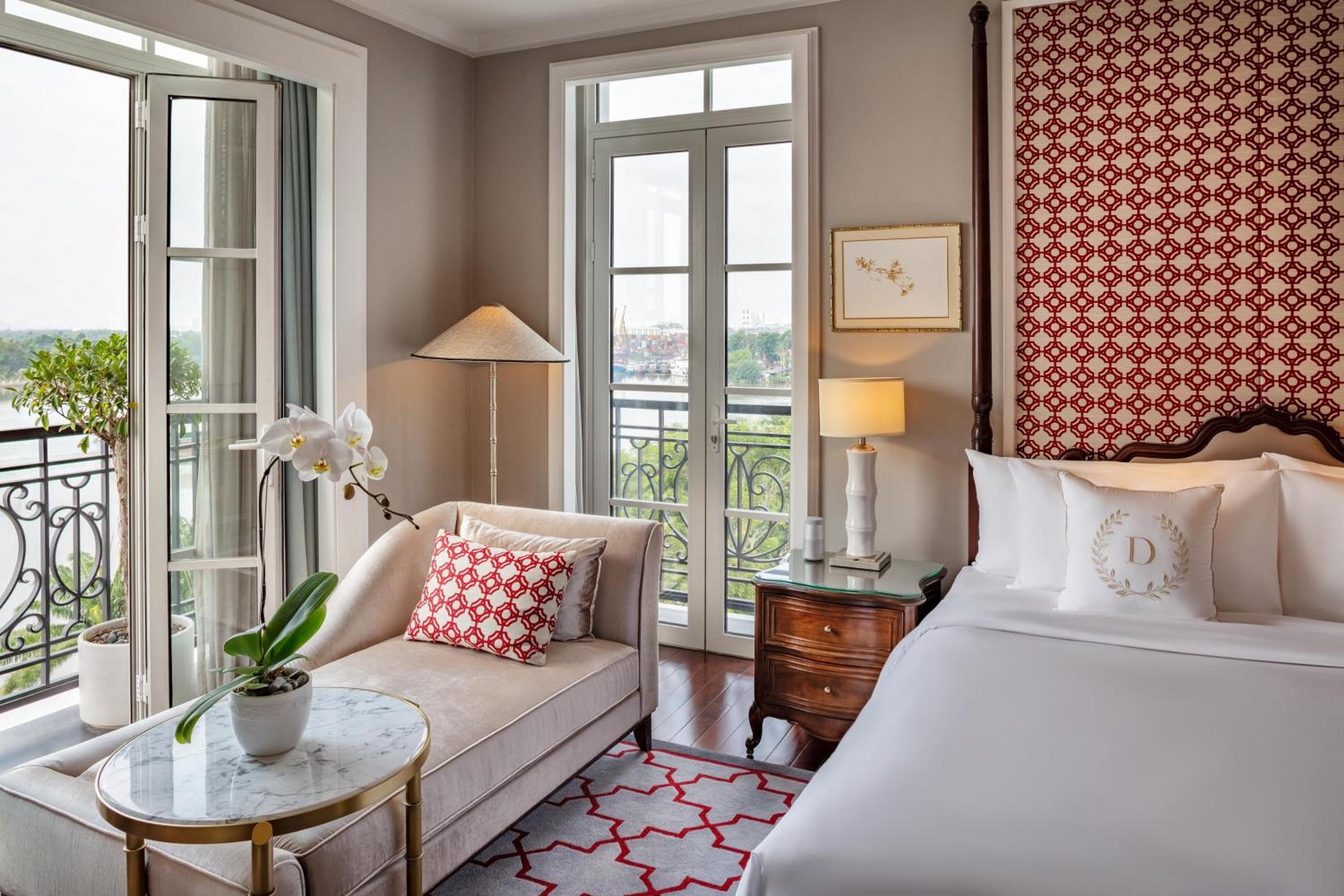 Grand Suite with River View photo 3