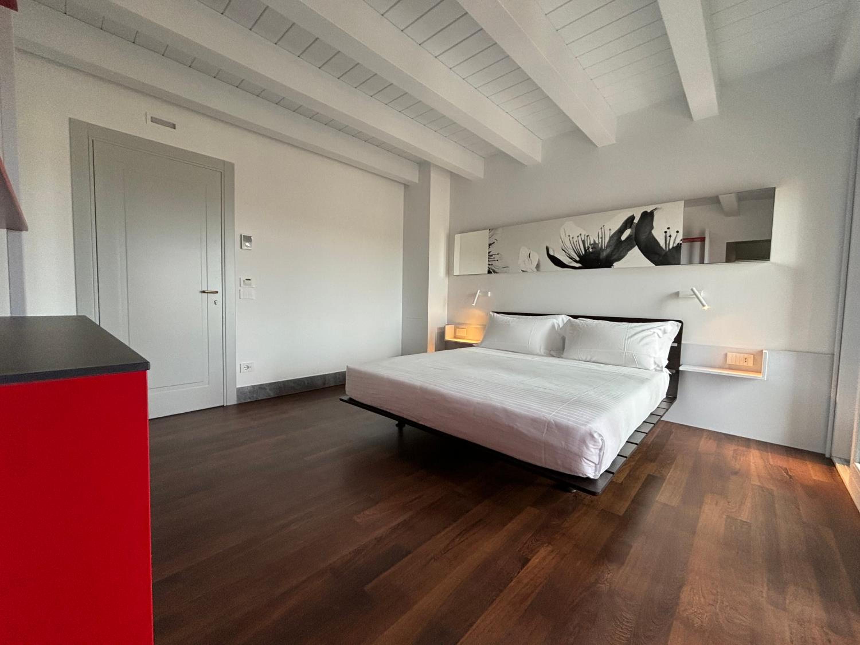 Double Room - Depandance - Photo 11