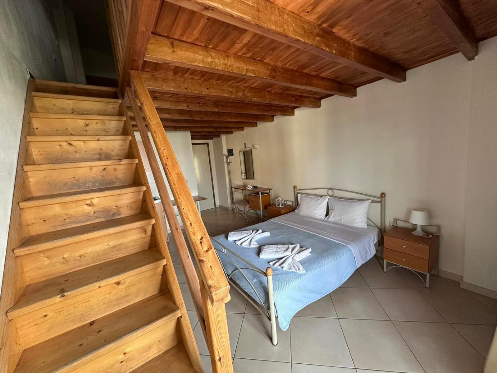 Maisonette photo 2