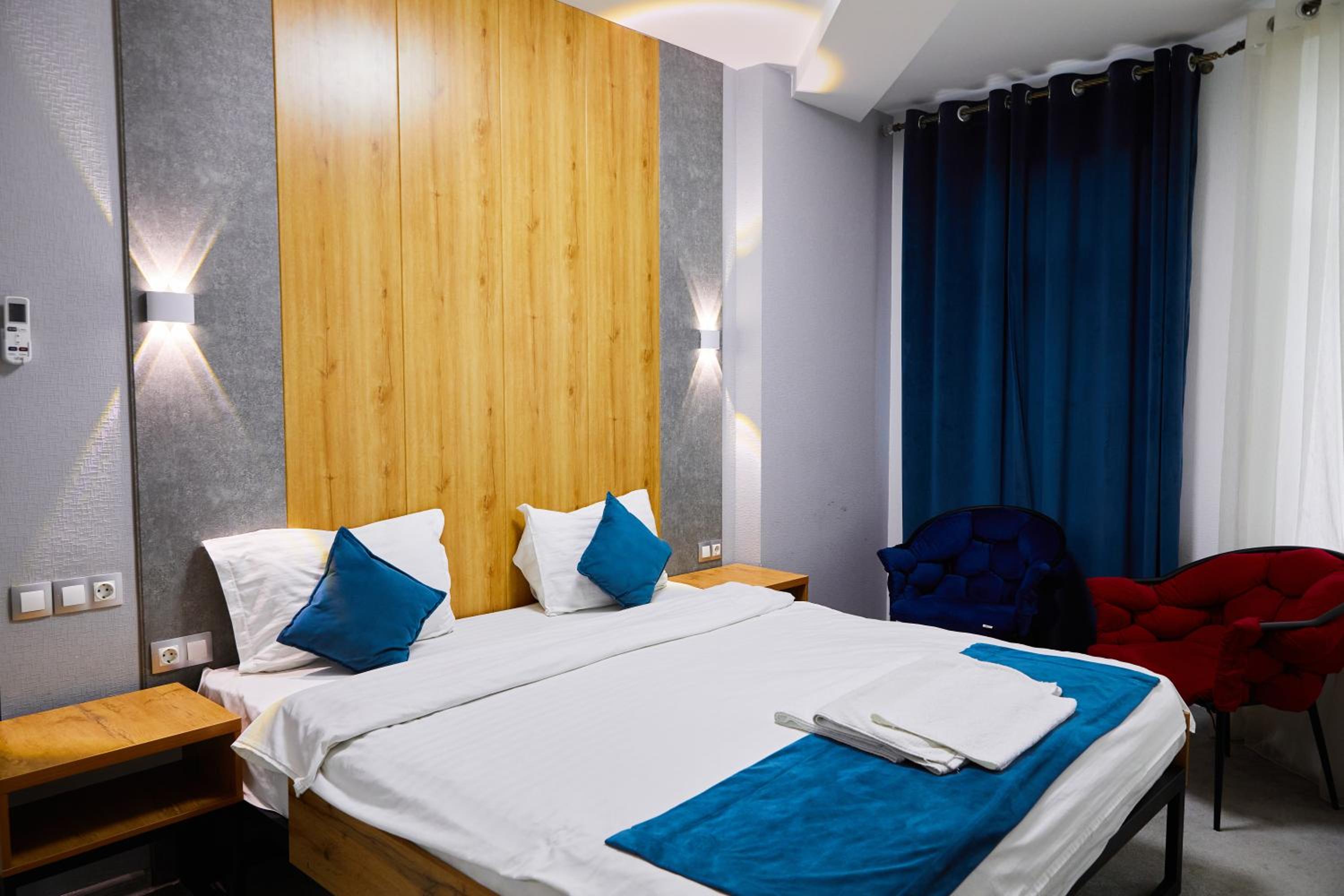 Deluxe Double Room photo 2