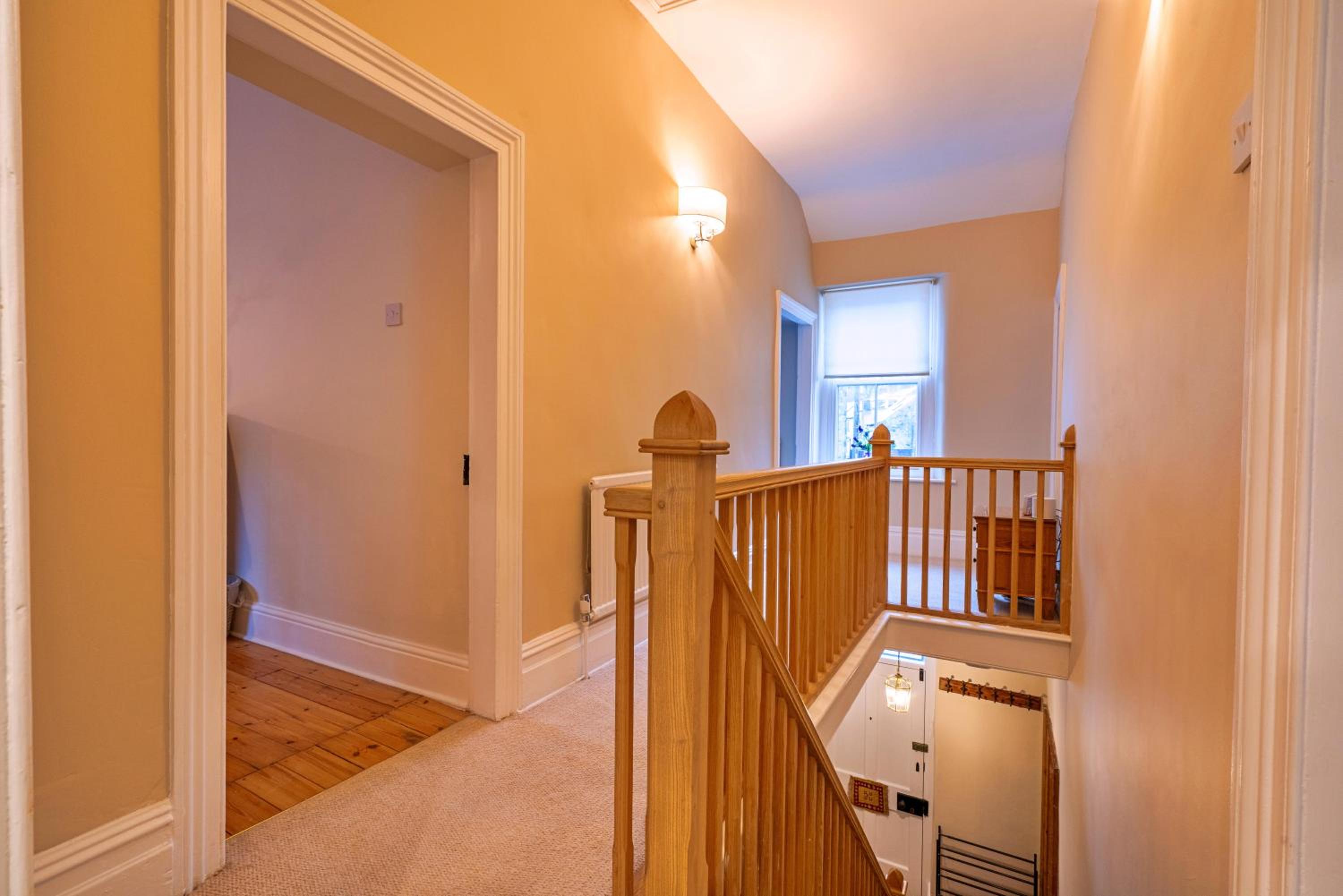 Four-Bedroom House photo 1