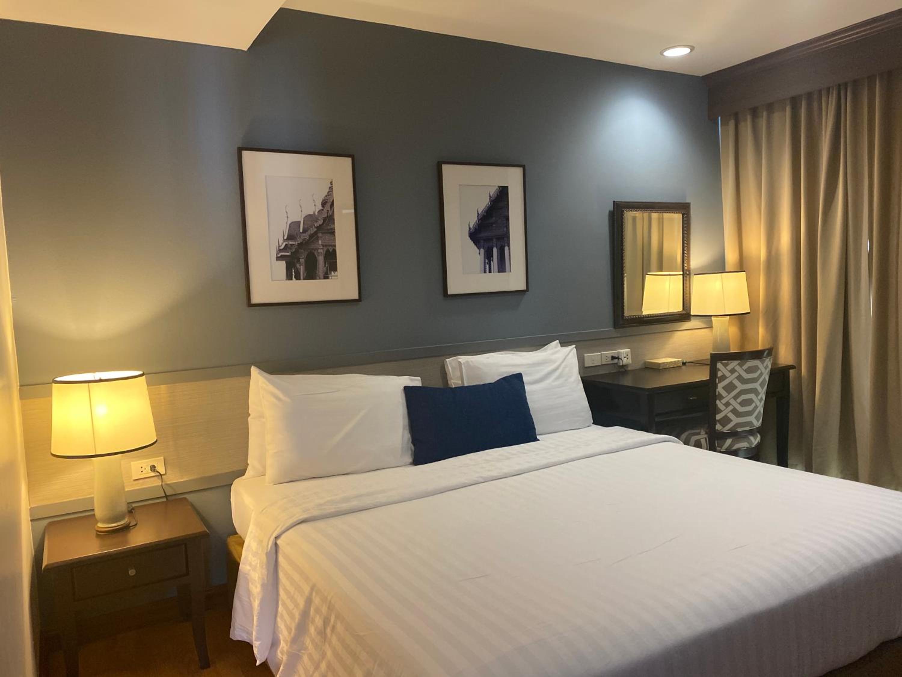 Deluxe Double or Twin Room with Balcony