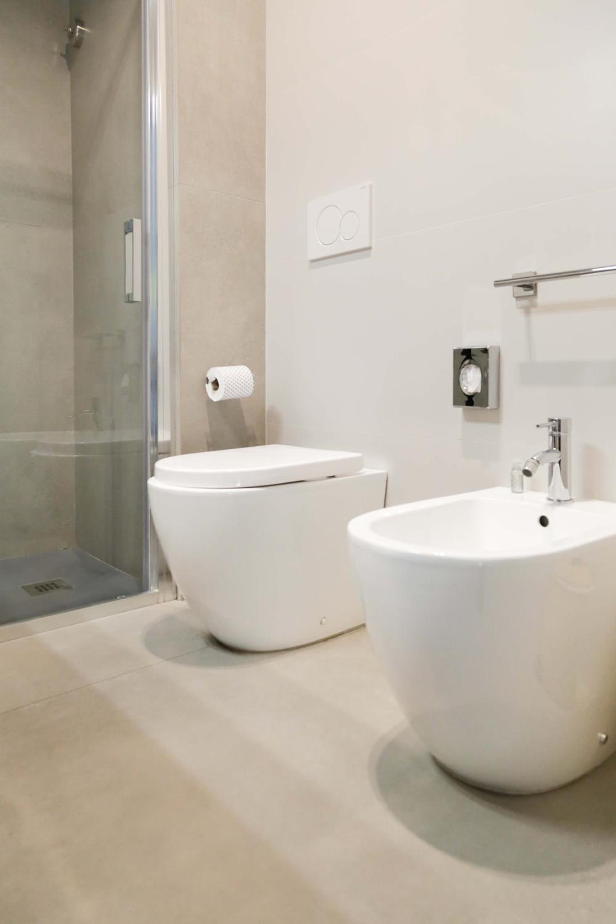 Double or Twin Room - Photo 24