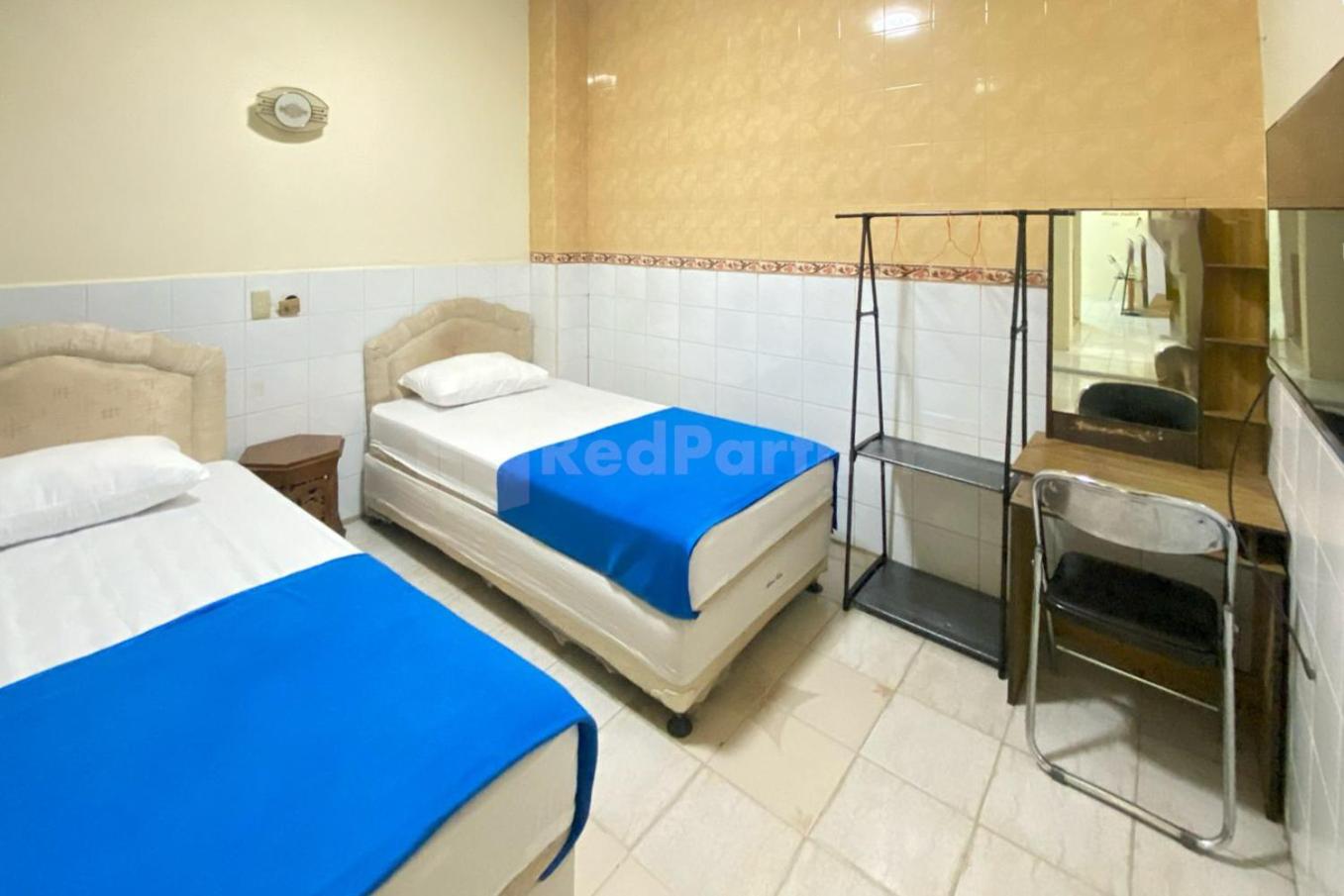 Standard Twin Room photo 3