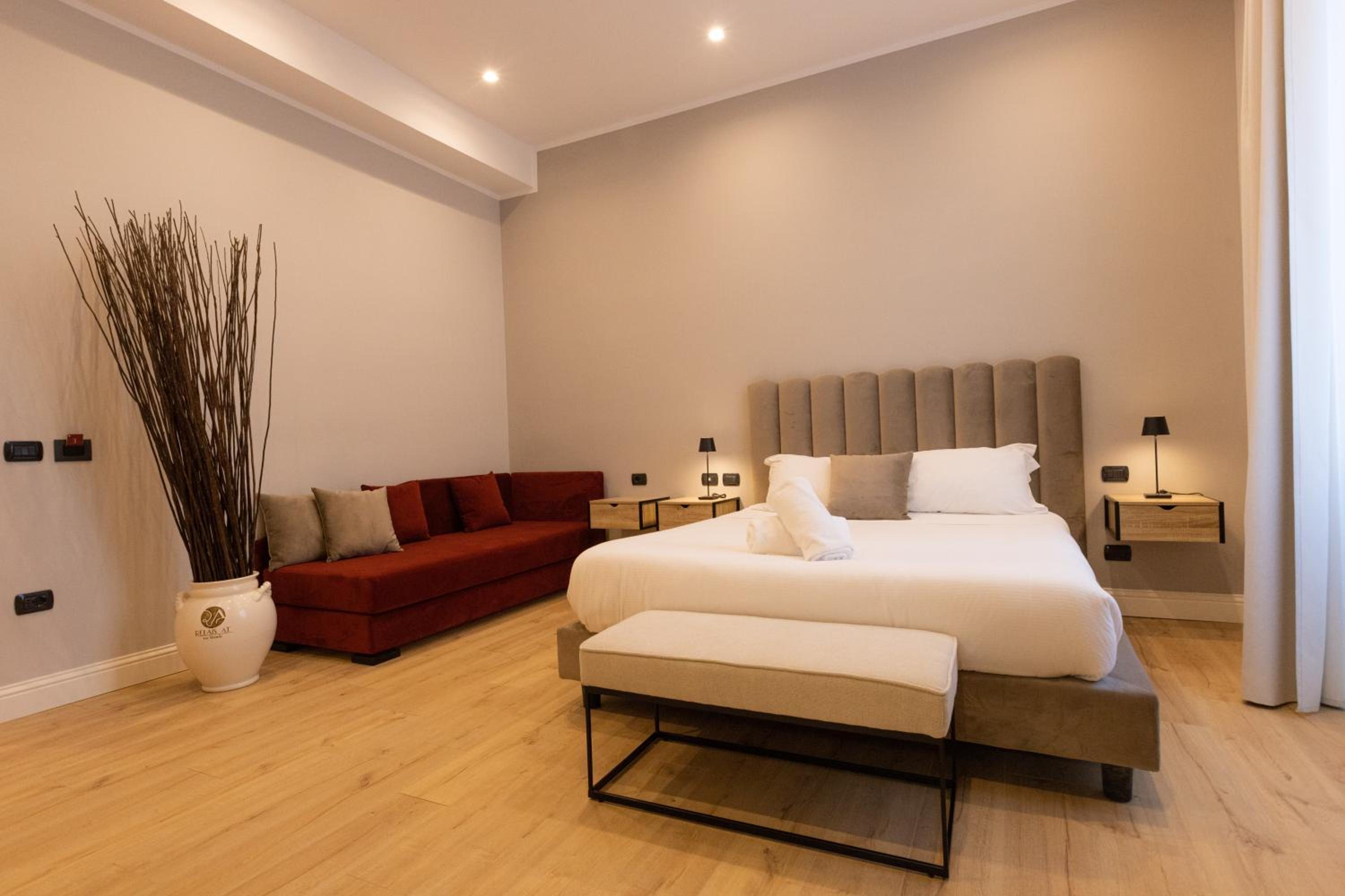 Deluxe Triple Room photo 2