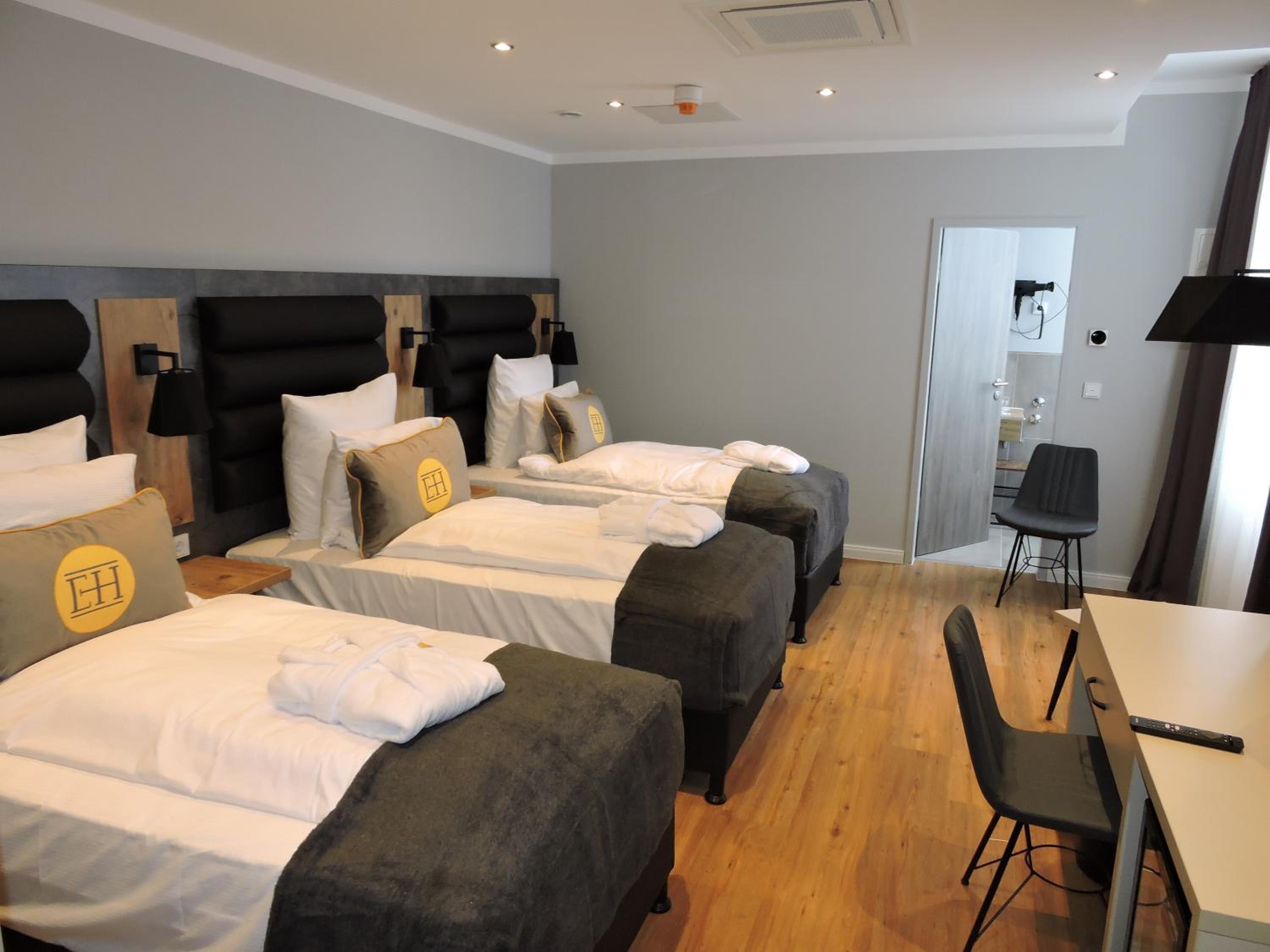 Comfort Triple Room With Shower