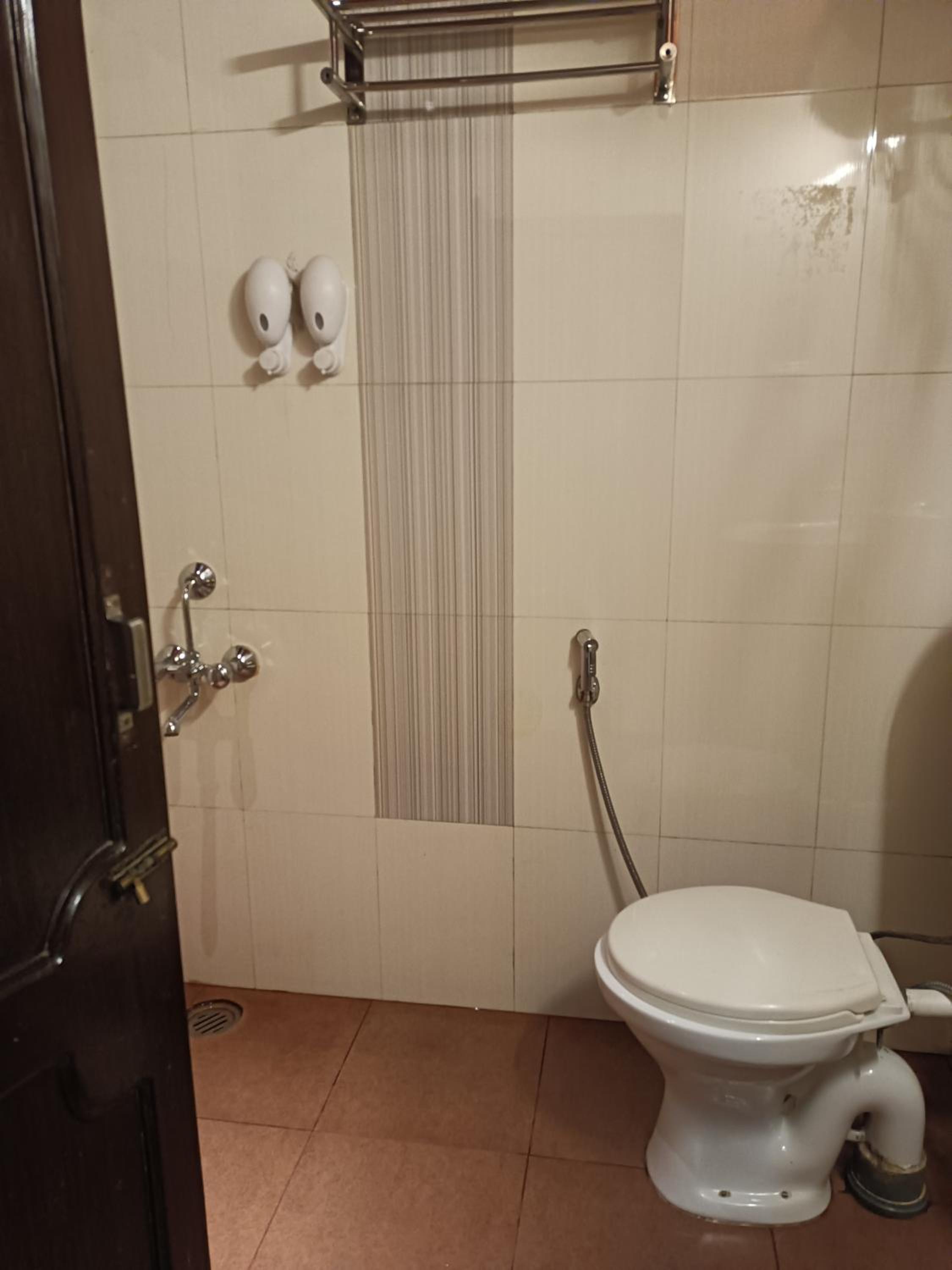 Deluxe Twin Room photo 2