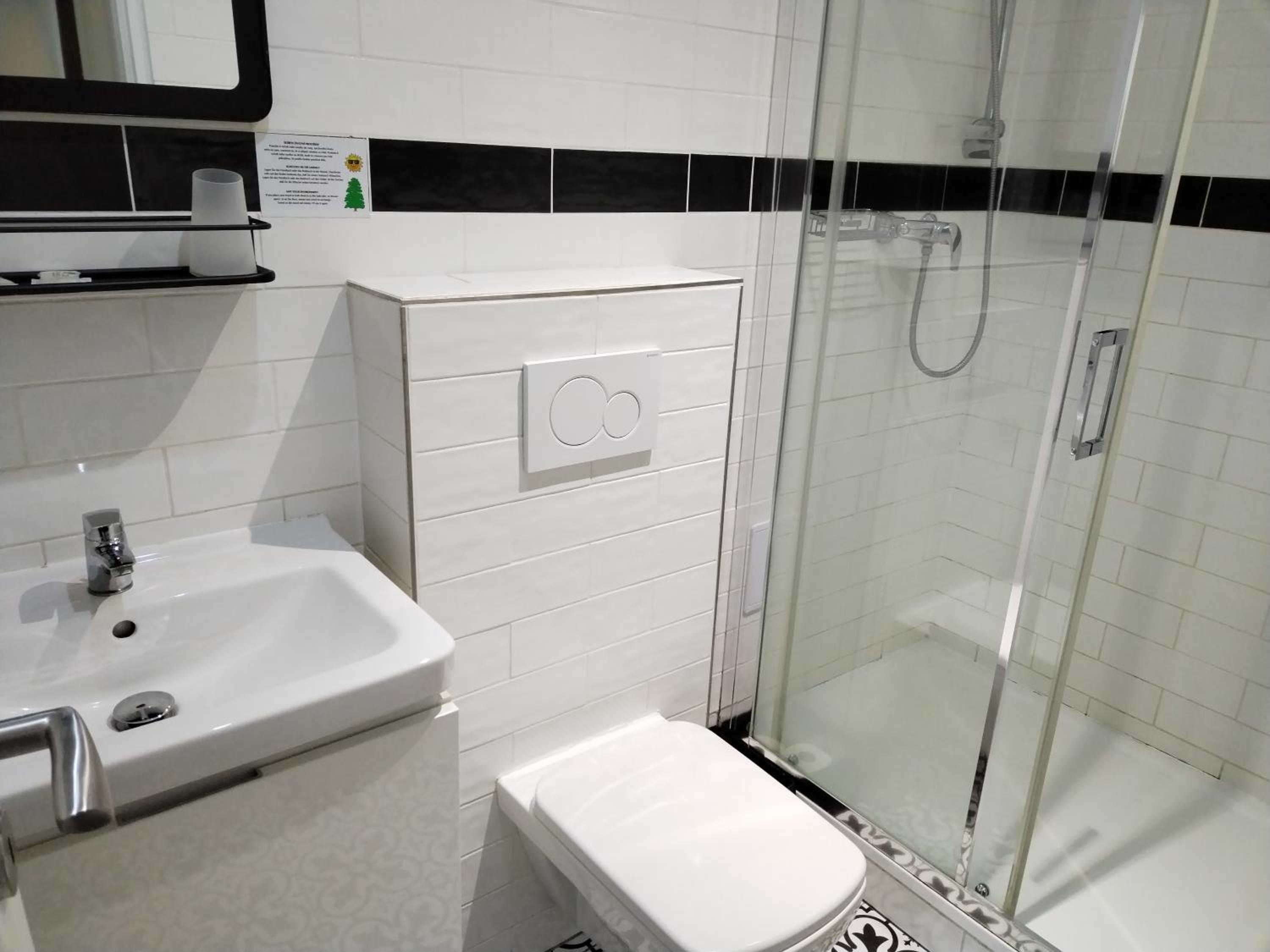 Double or Twin Room photo 1
