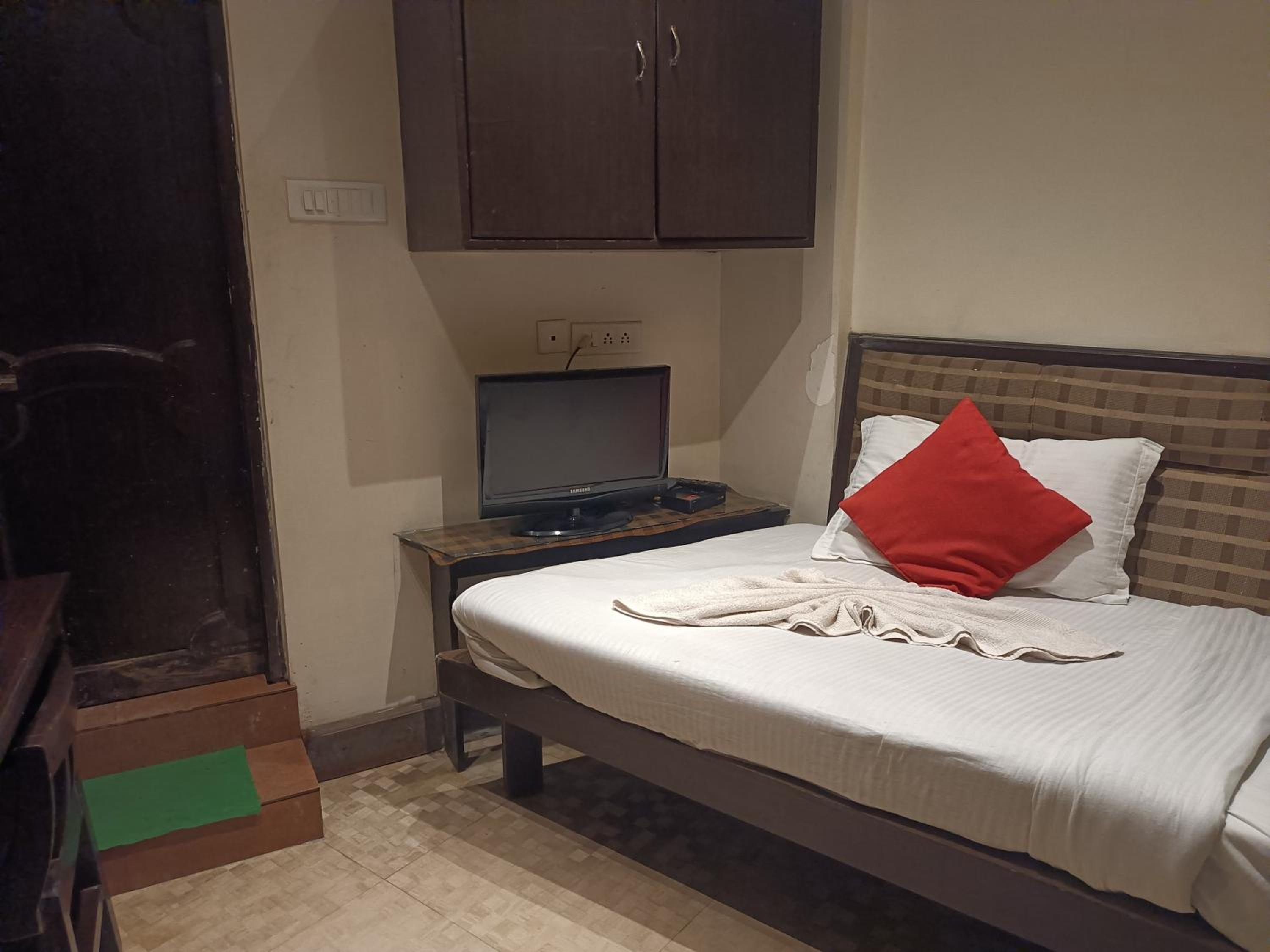Standard Twin Room photo 3
