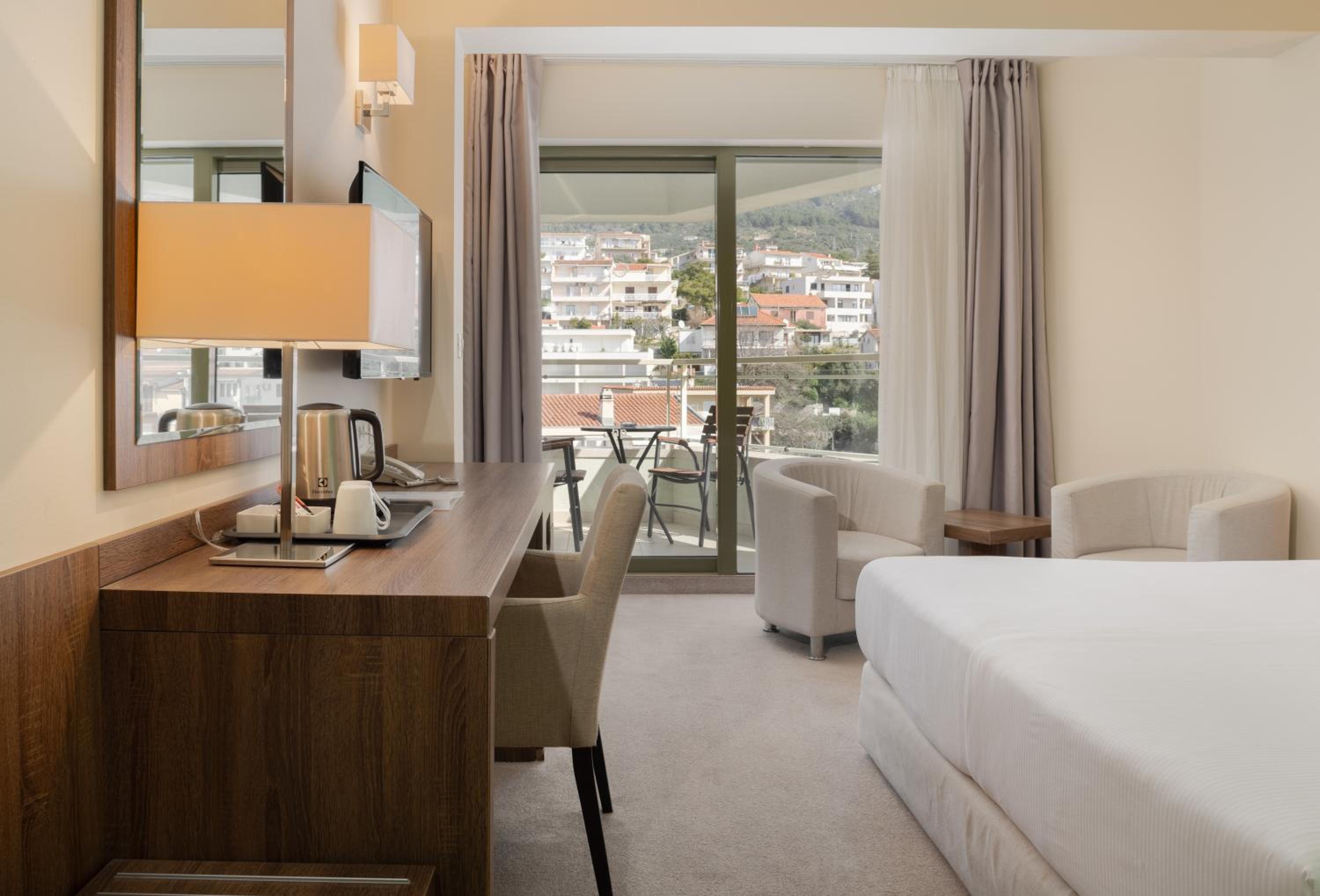 Standard Double Room - Photo 1
