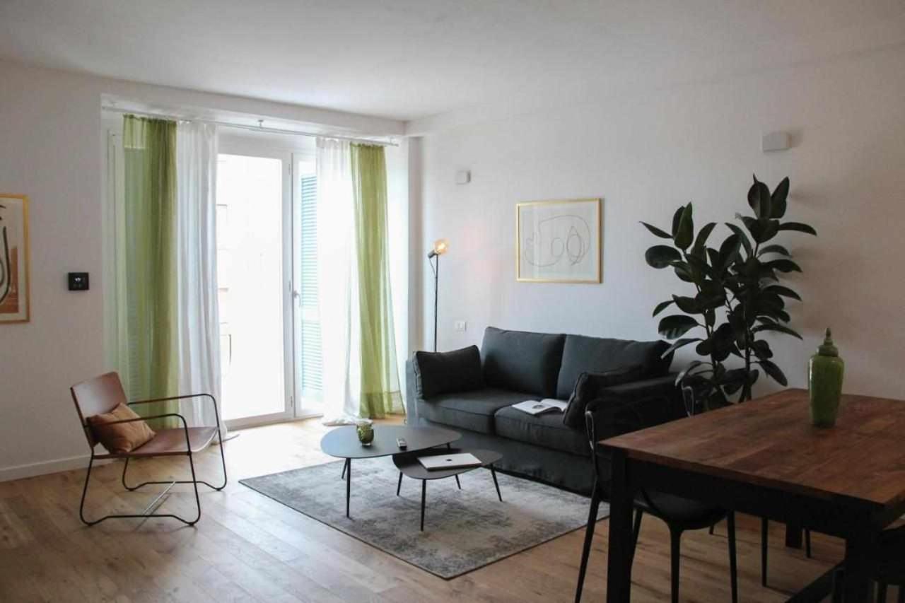 Apartment with Balcony photo 1