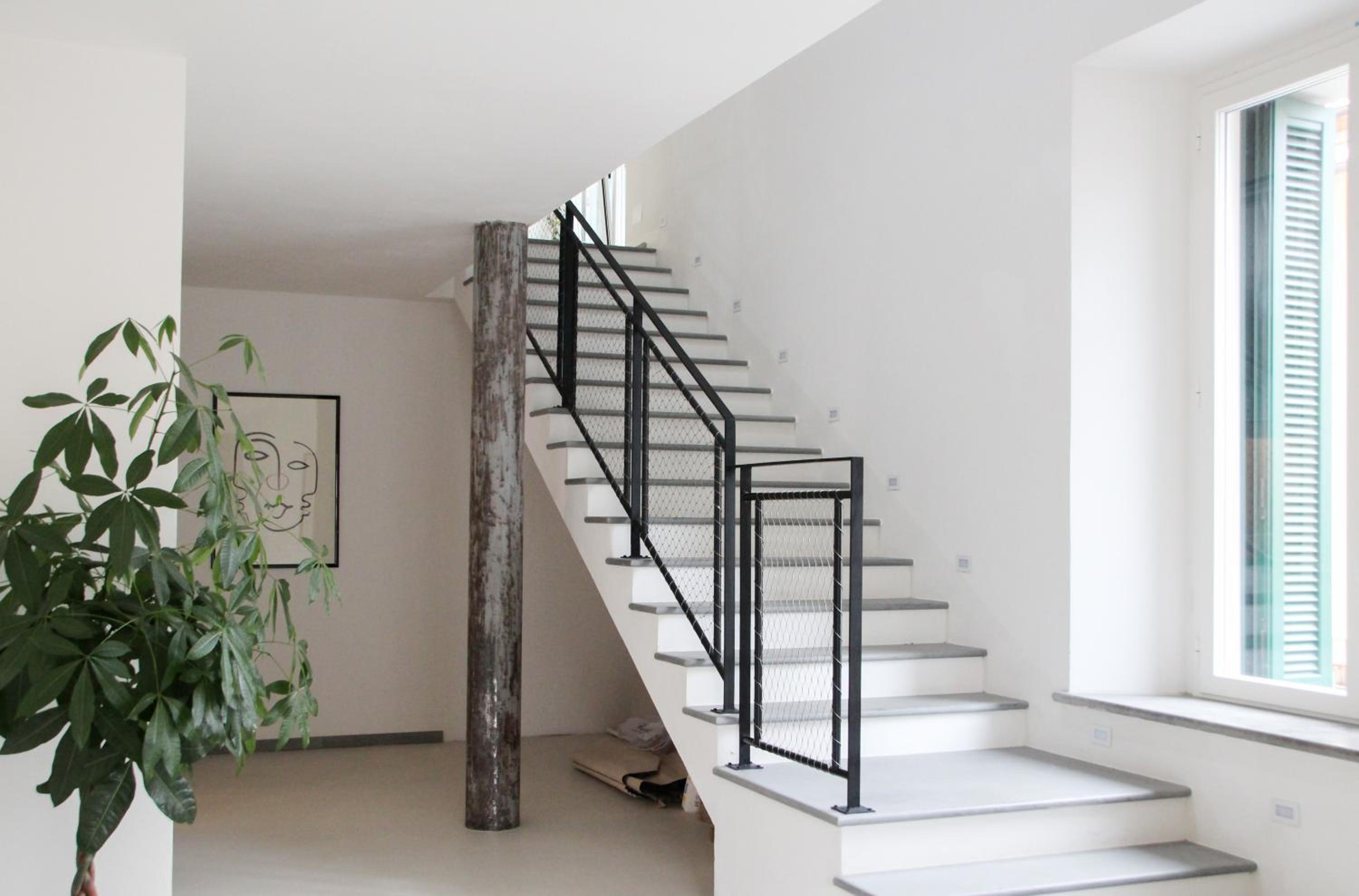 Apartment with Balcony photo 2