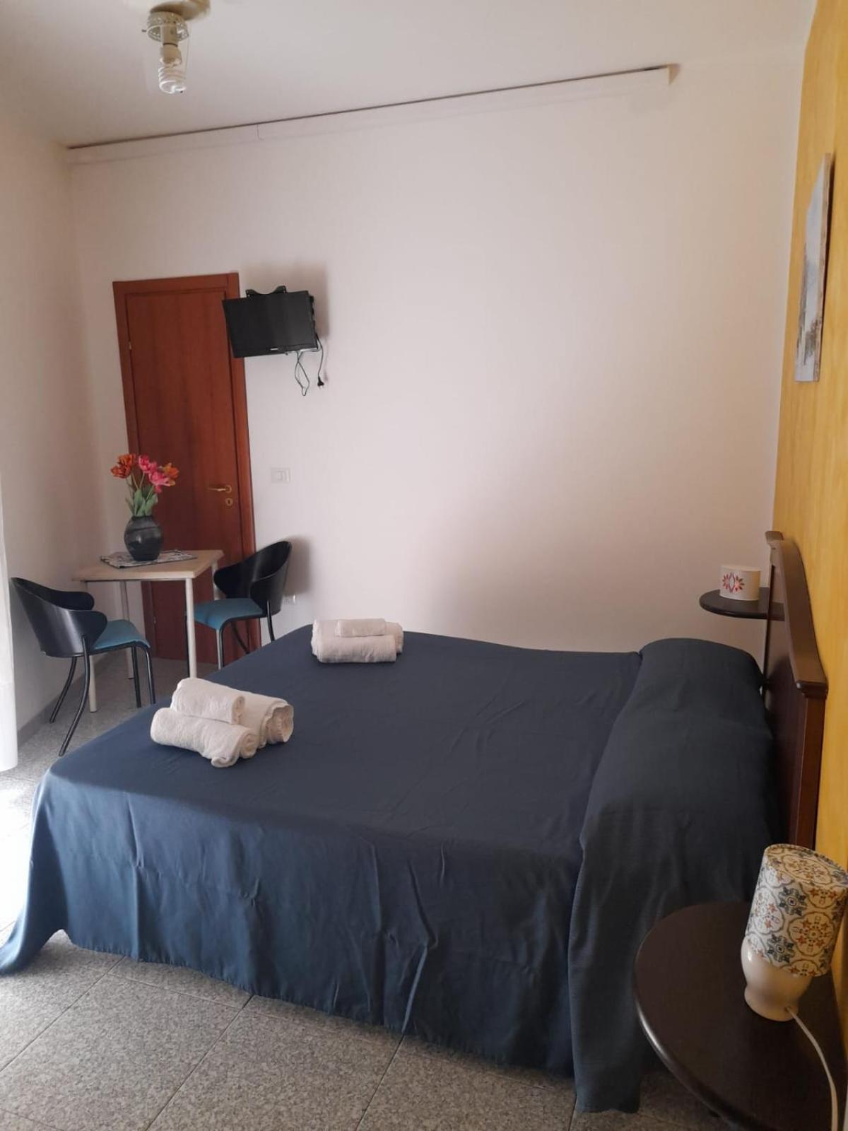 Double Room with Balcony and Sea View