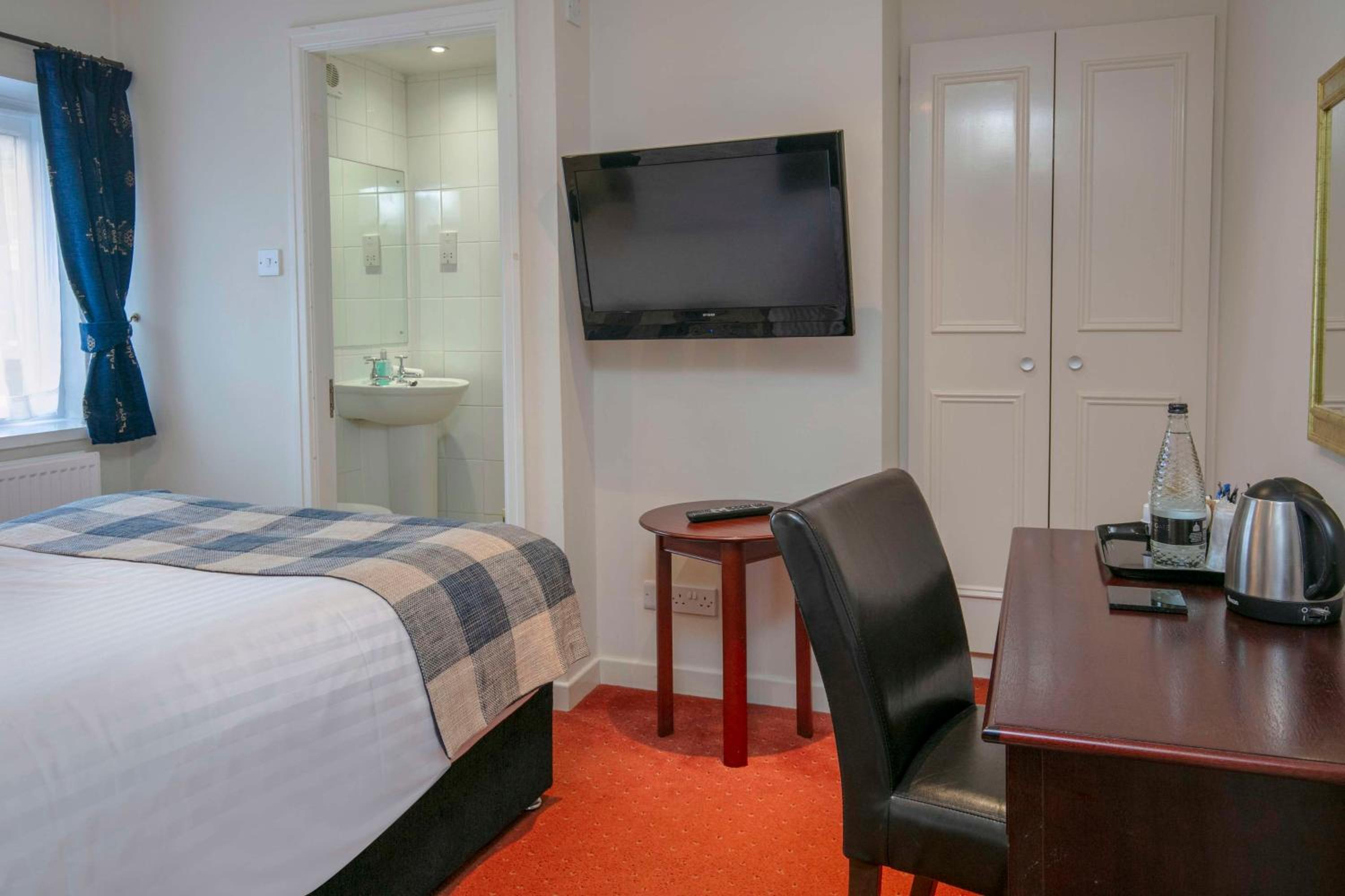 Standard Single Room - Non-Smoking